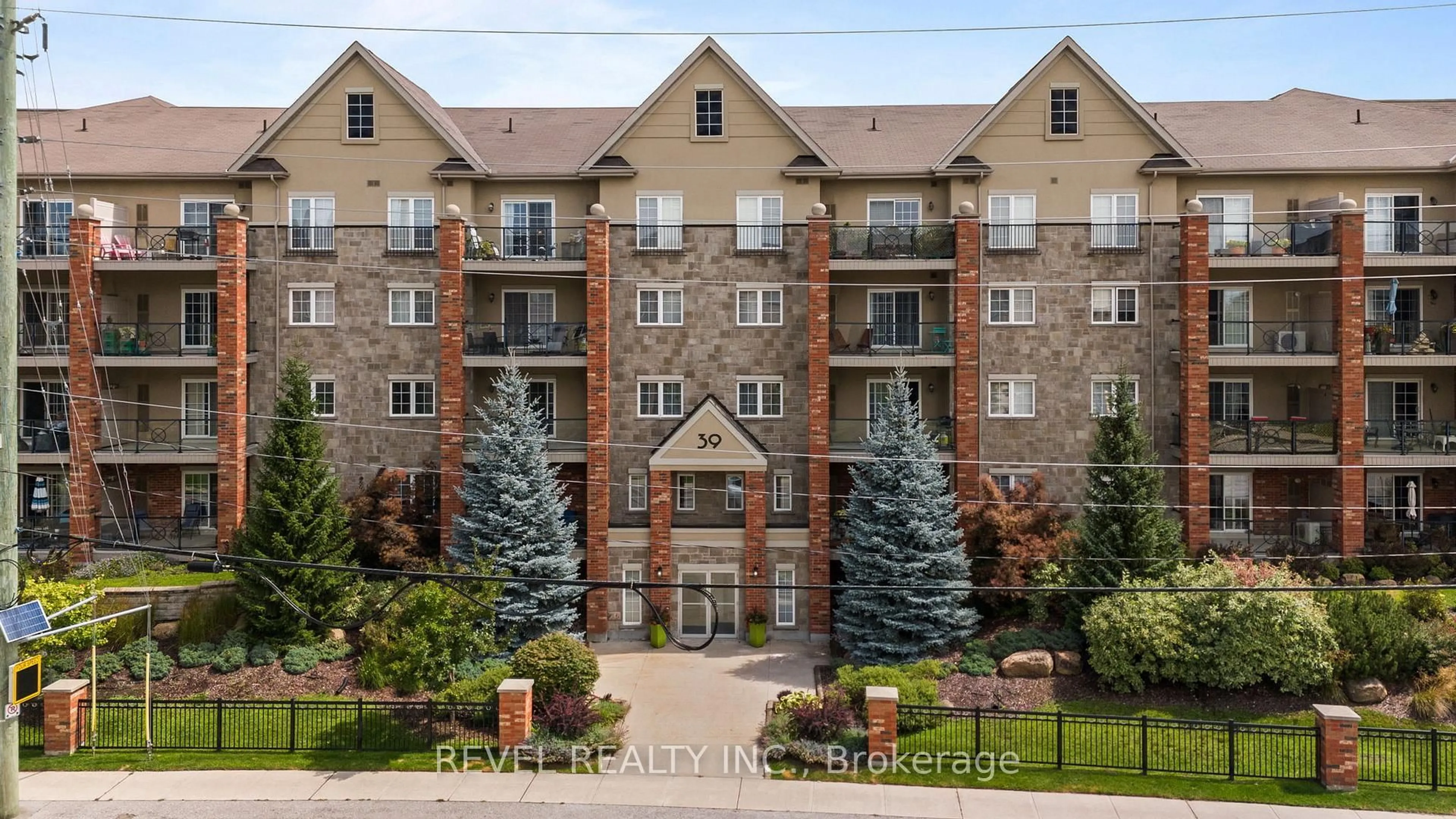 Unknown for 39 Ferndale Dr #106, Barrie Ontario L4N 5T5