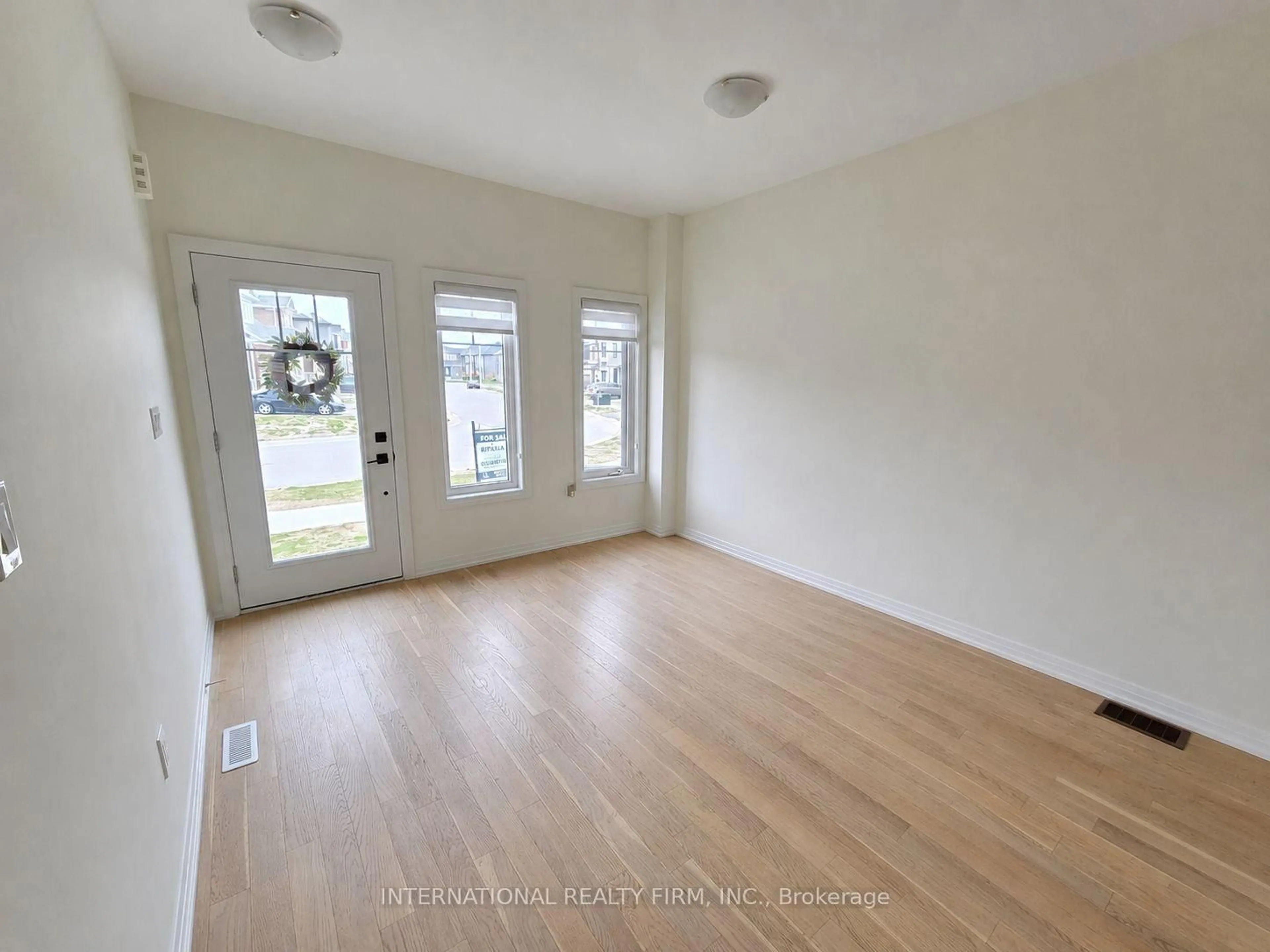 A pic of a room for 23 Harvest Cres, Barrie Ontario L9J 0T3
