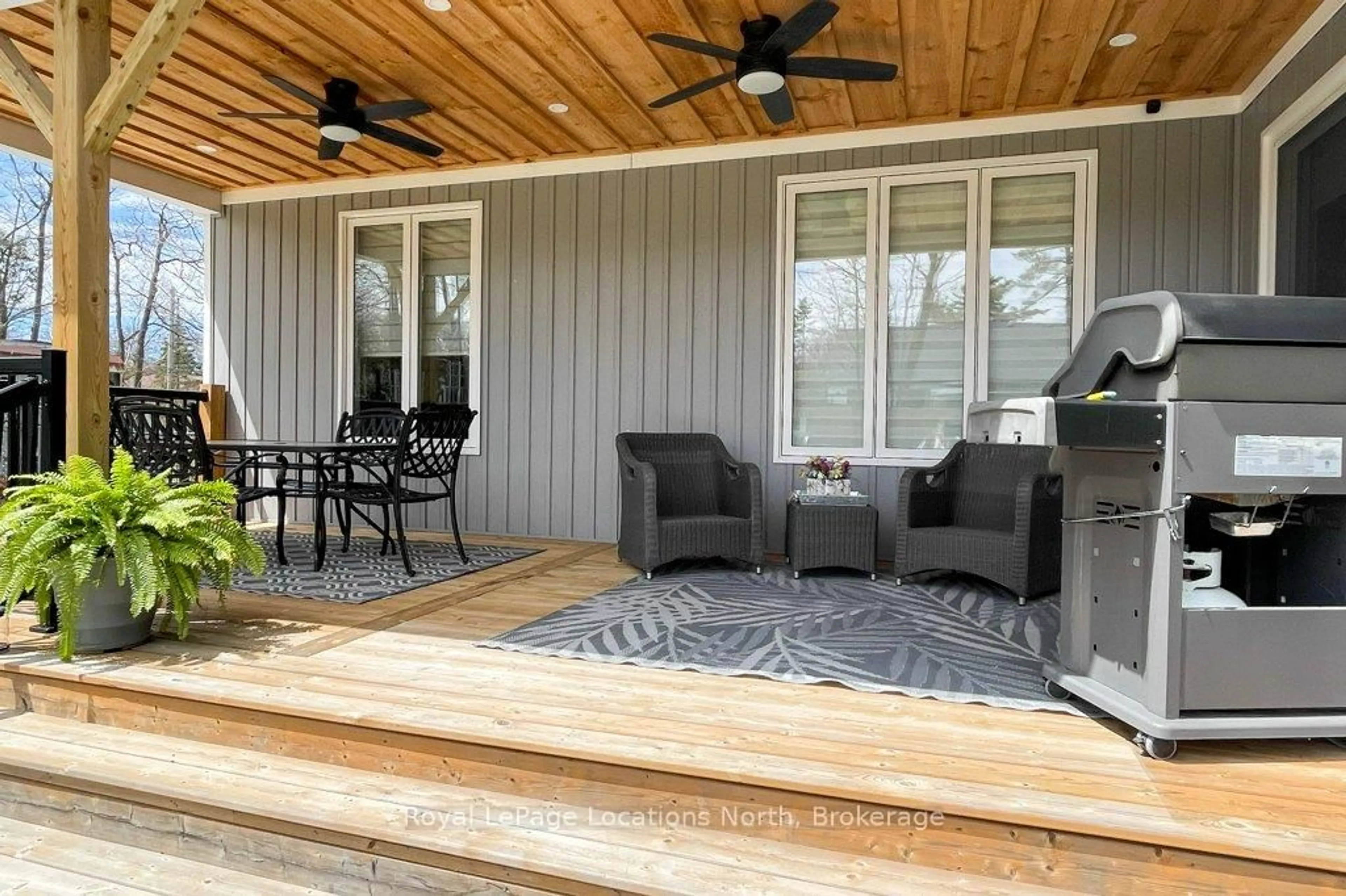 Patio, water/lake/river/ocean view for 37 Foliage Dr, Tiny Ontario L0L 1P1