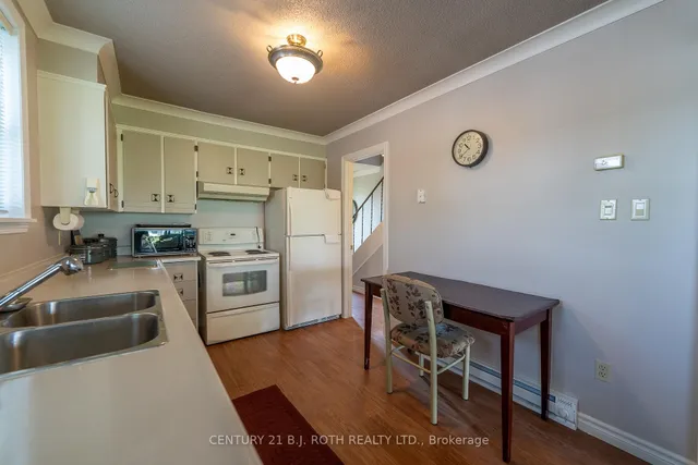1 Paradise Blvd #26, Ramara 5