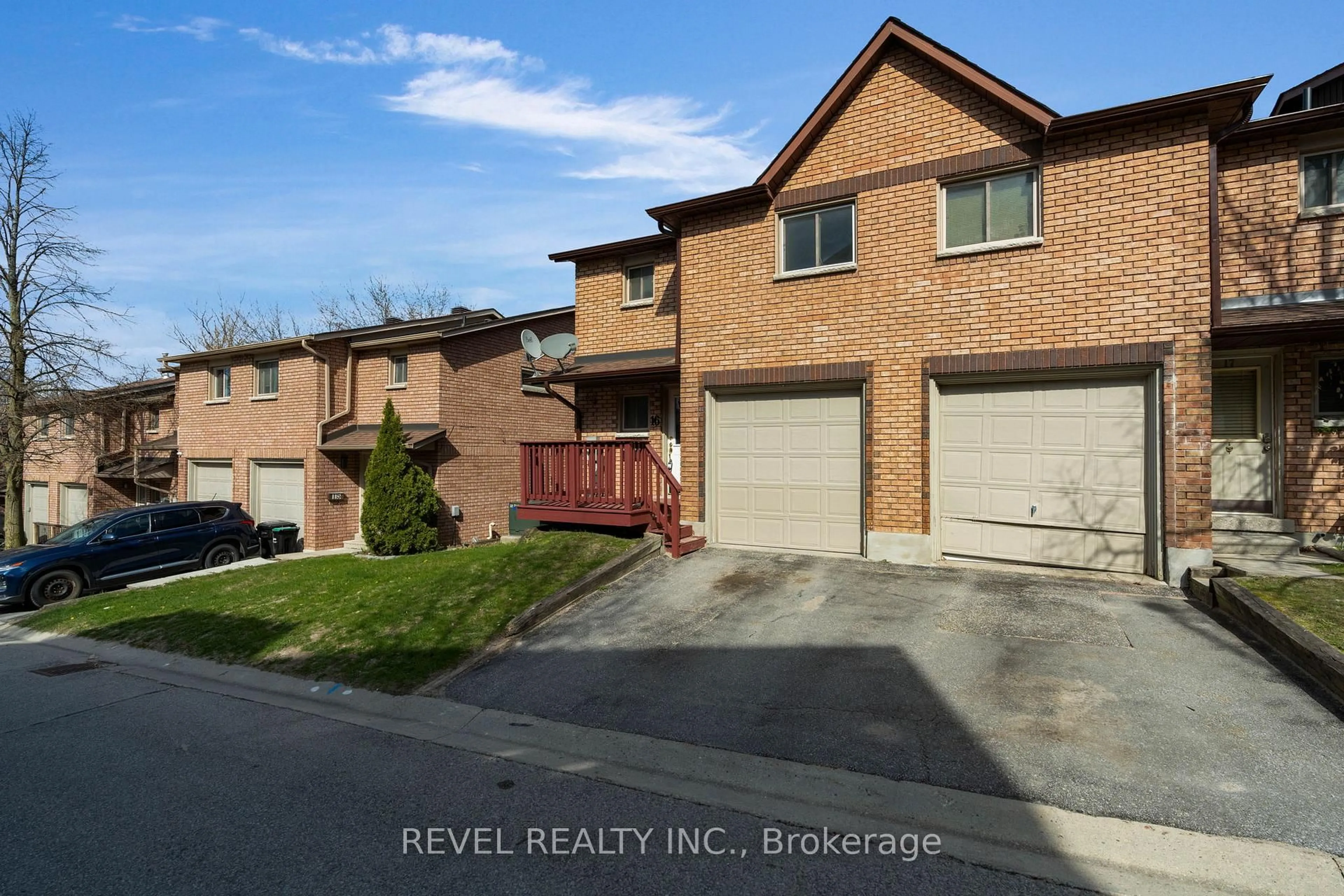 Home with brick exterior material, street for 16 QUAIL Cres, Barrie Ontario L4N 6X1