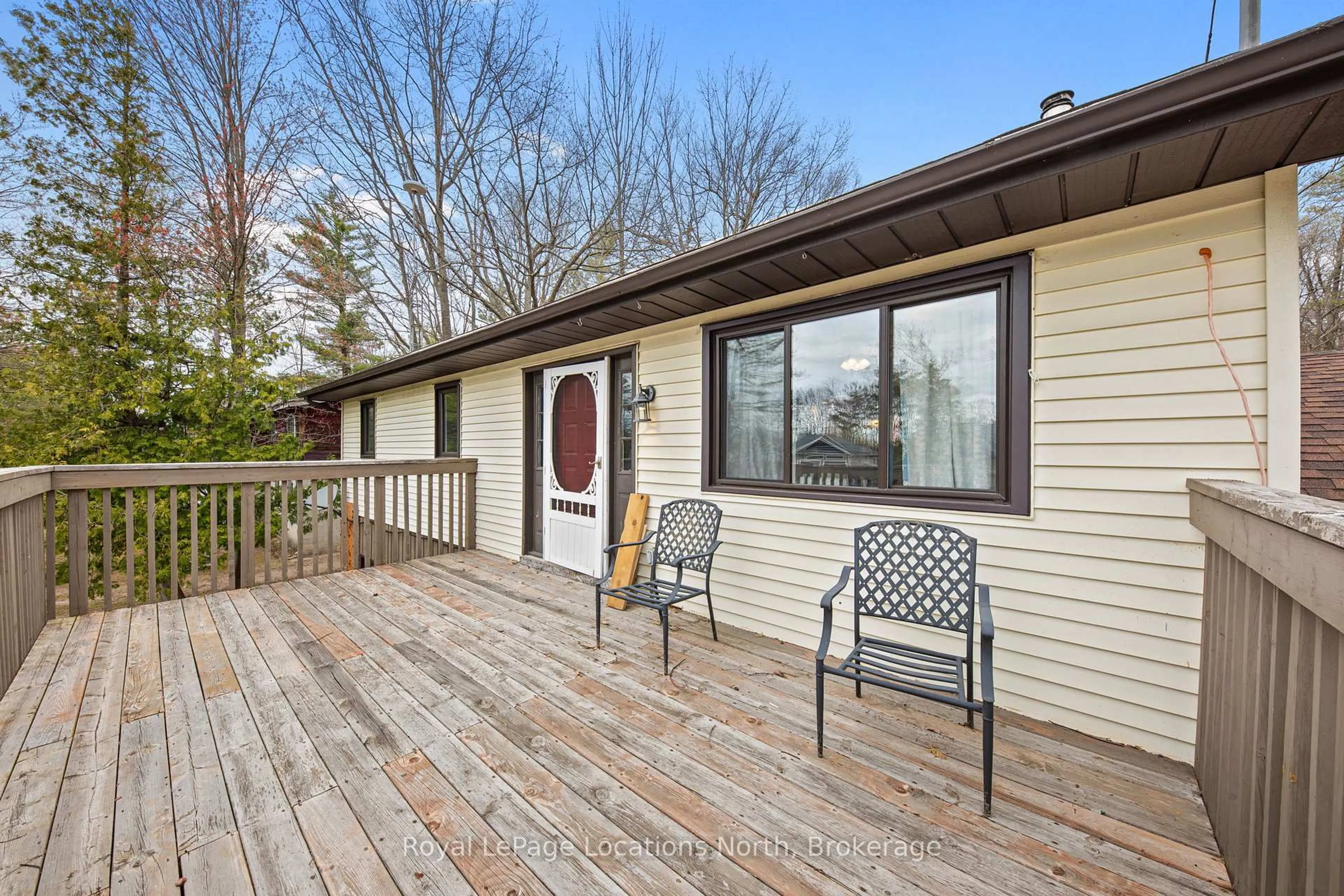 Patio, unknown for 93 Ronald Ave, Tiny Ontario L0L 1P0