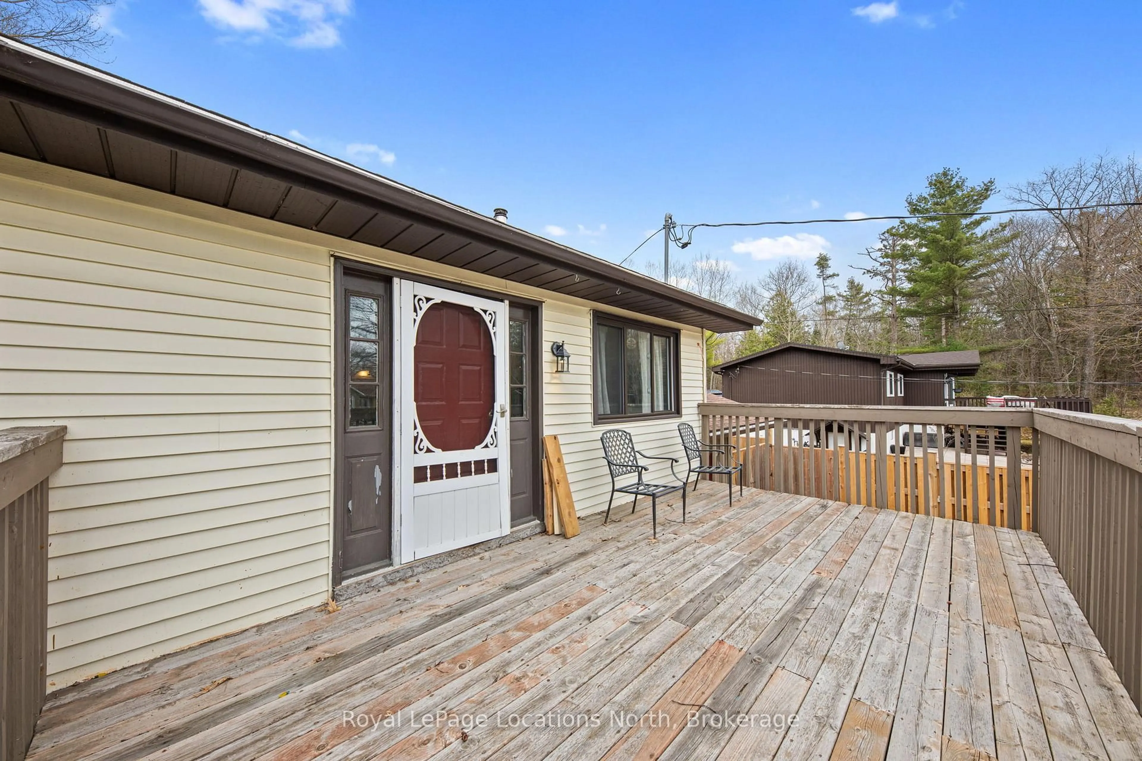 Patio, street for 93 Ronald Ave, Tiny Ontario L0L 1P0