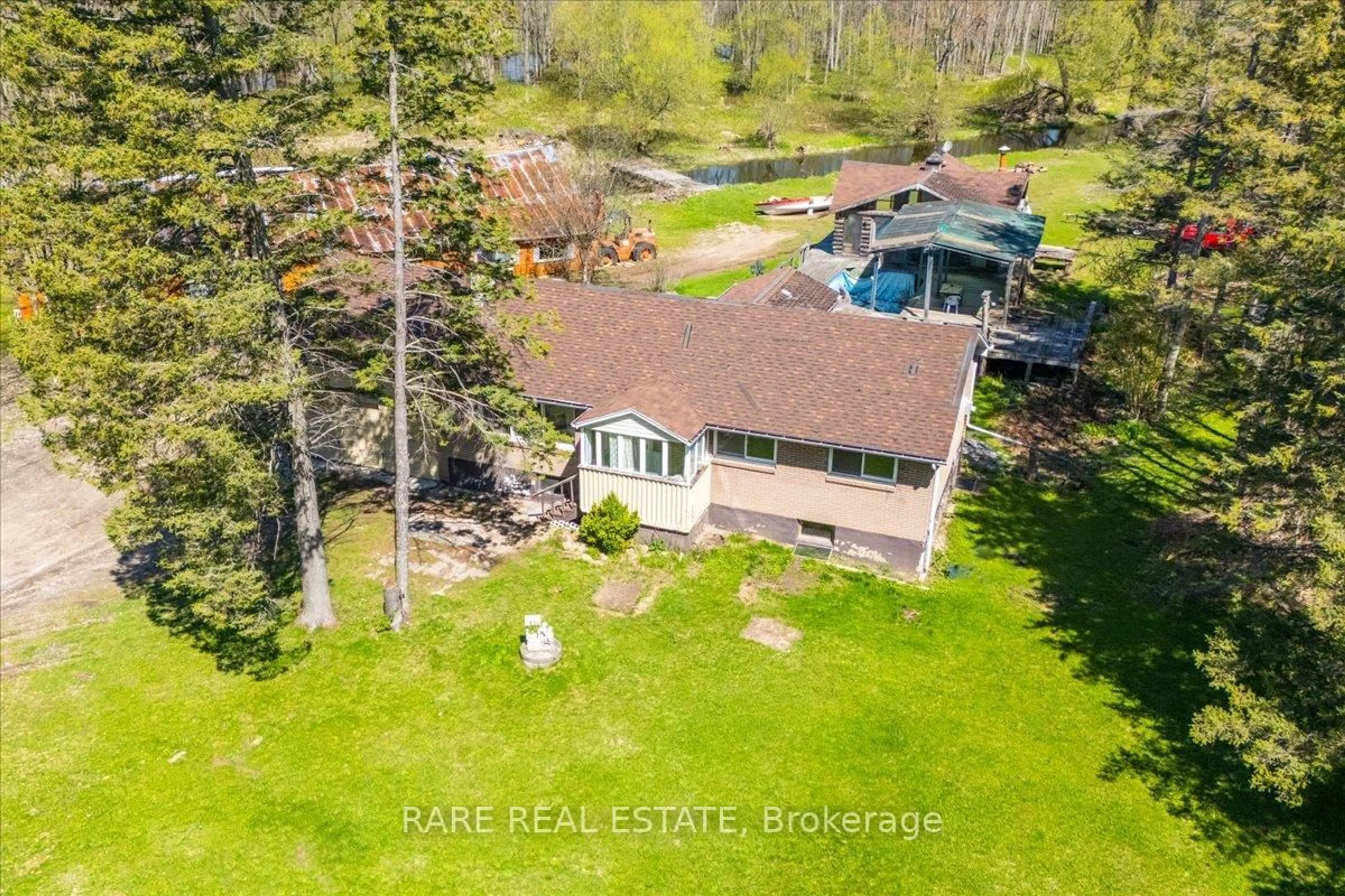 A pic from outside/outdoor area/front of a property/back of a property/a pic from drone, water/lake/river/ocean view for 4238 Concession 2 Concession, Clearview Ontario L0M 1N0