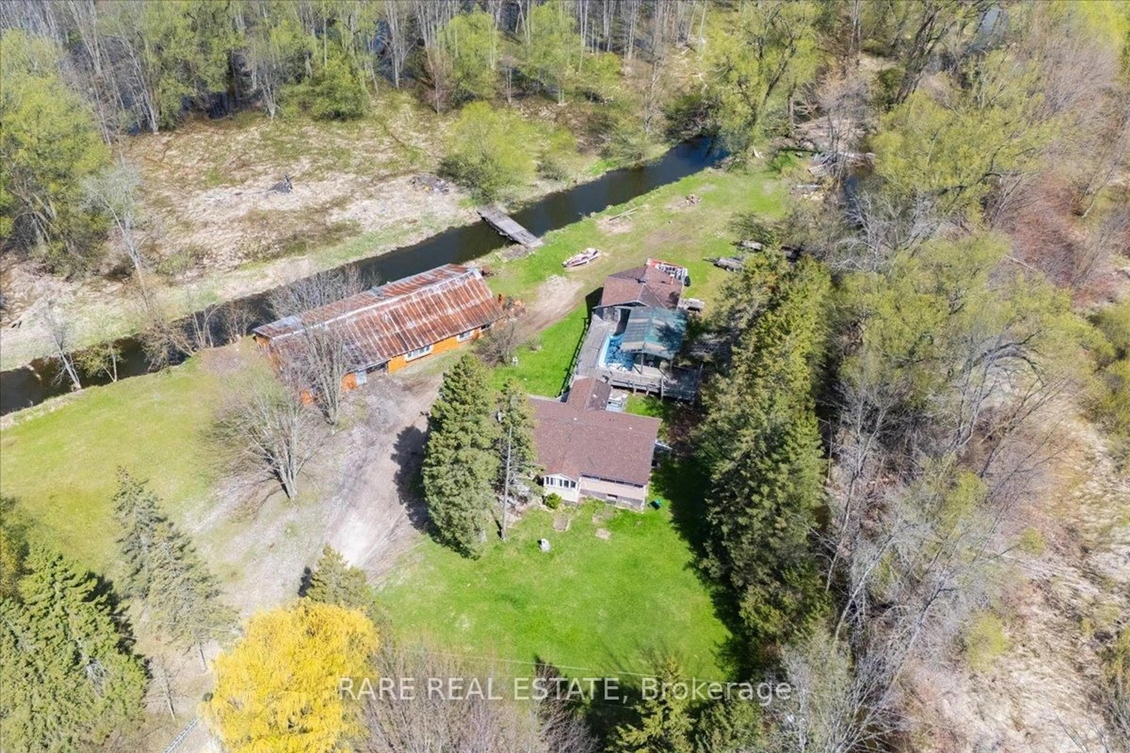 A pic from outside/outdoor area/front of a property/back of a property/a pic from drone, water/lake/river/ocean view for 4238 Concession 2 Concession, Clearview Ontario L0M 1N0