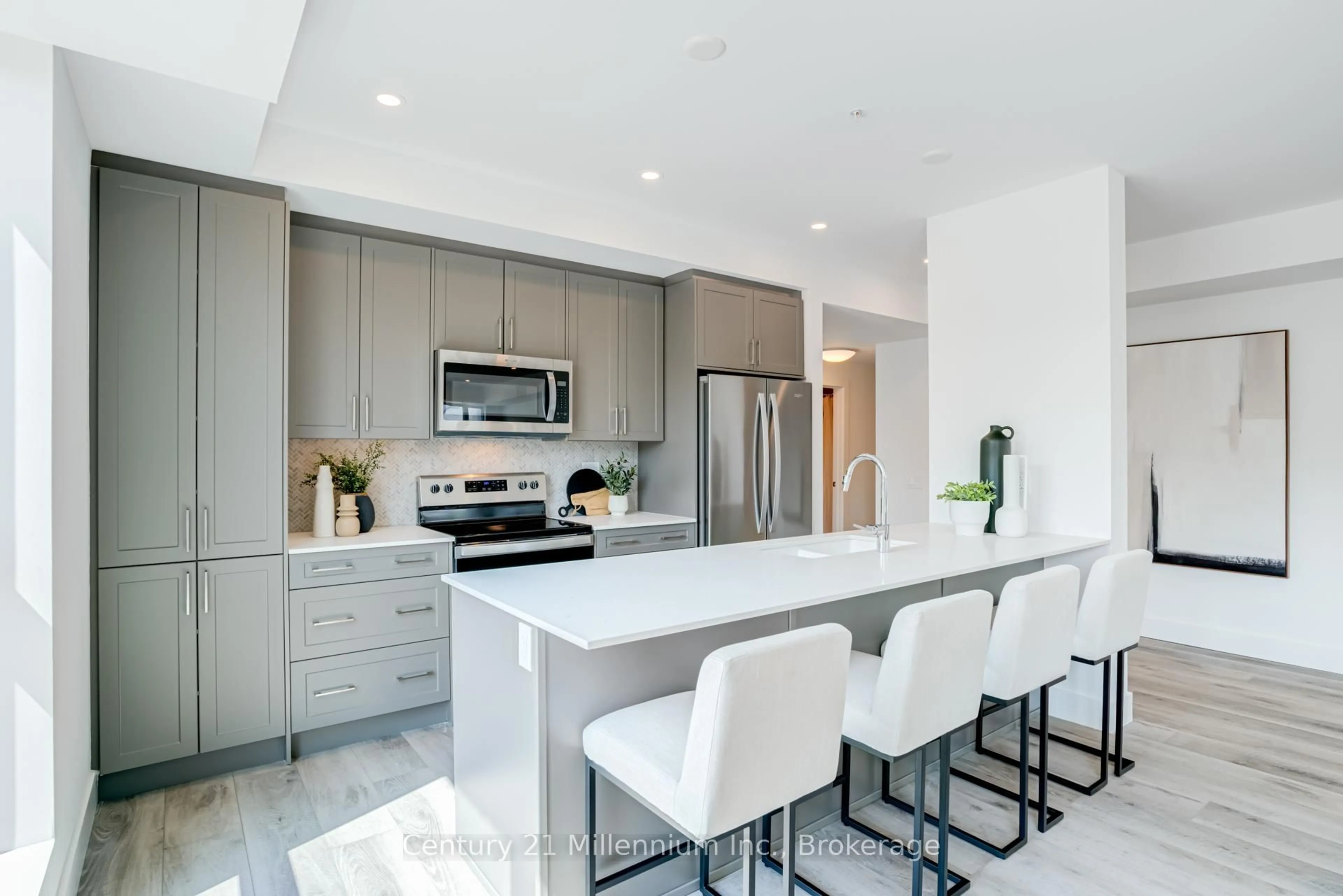 Contemporary kitchen, ceramic/tile floor for 4 KIMBERLY Lane #310, Collingwood Ontario L9Y 5T6