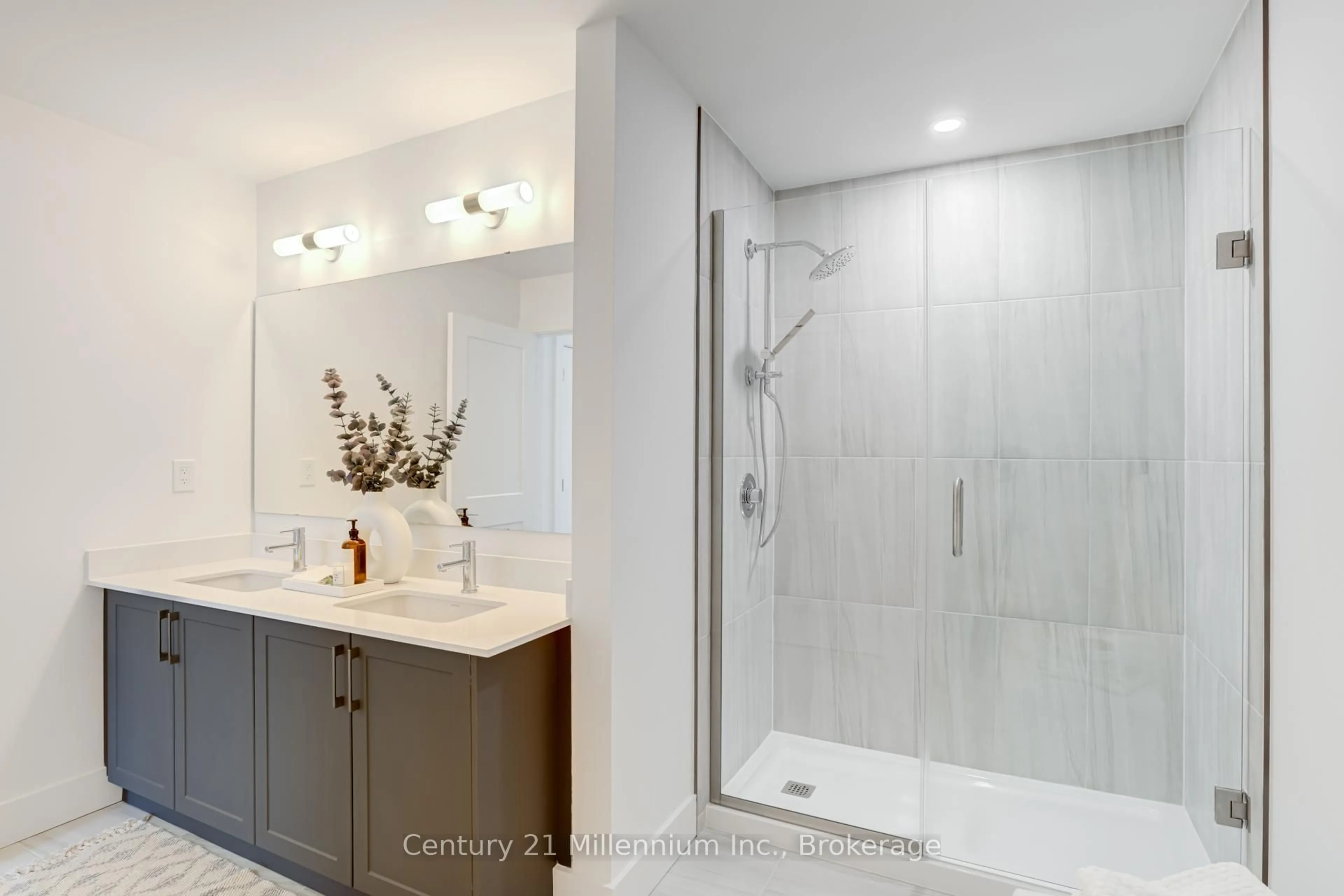 Contemporary bathroom, ceramic/tile floor for 4 KIMBERLY Lane #310, Collingwood Ontario L9Y 5T6
