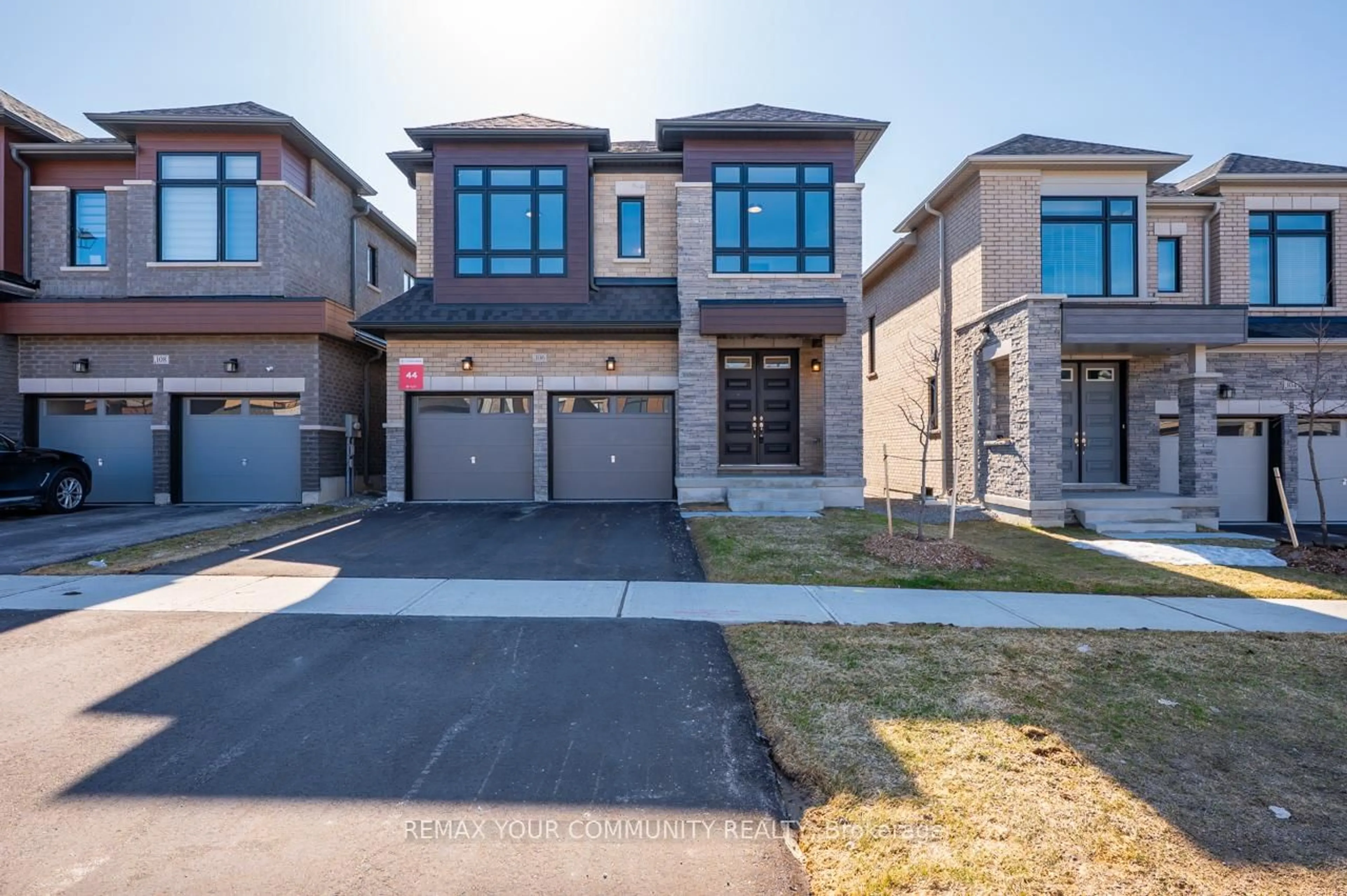 Home with brick exterior material, street for 106 Bearberry Rd #(Lot 44), Springwater Ontario L9X 2C9