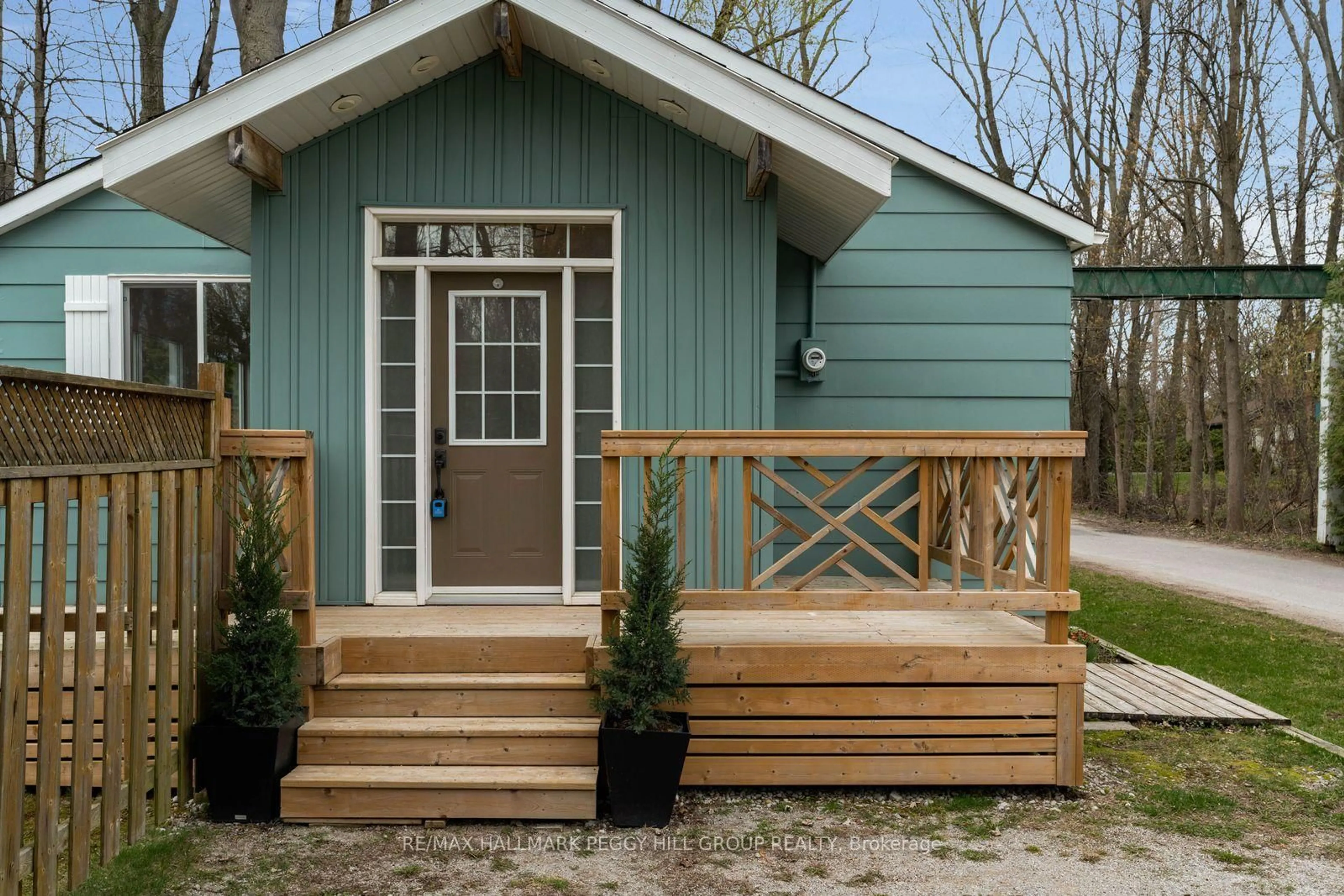 Home with vinyl exterior material, street for 4304 Plum Point Rd, Ramara Ontario L3V 0P8