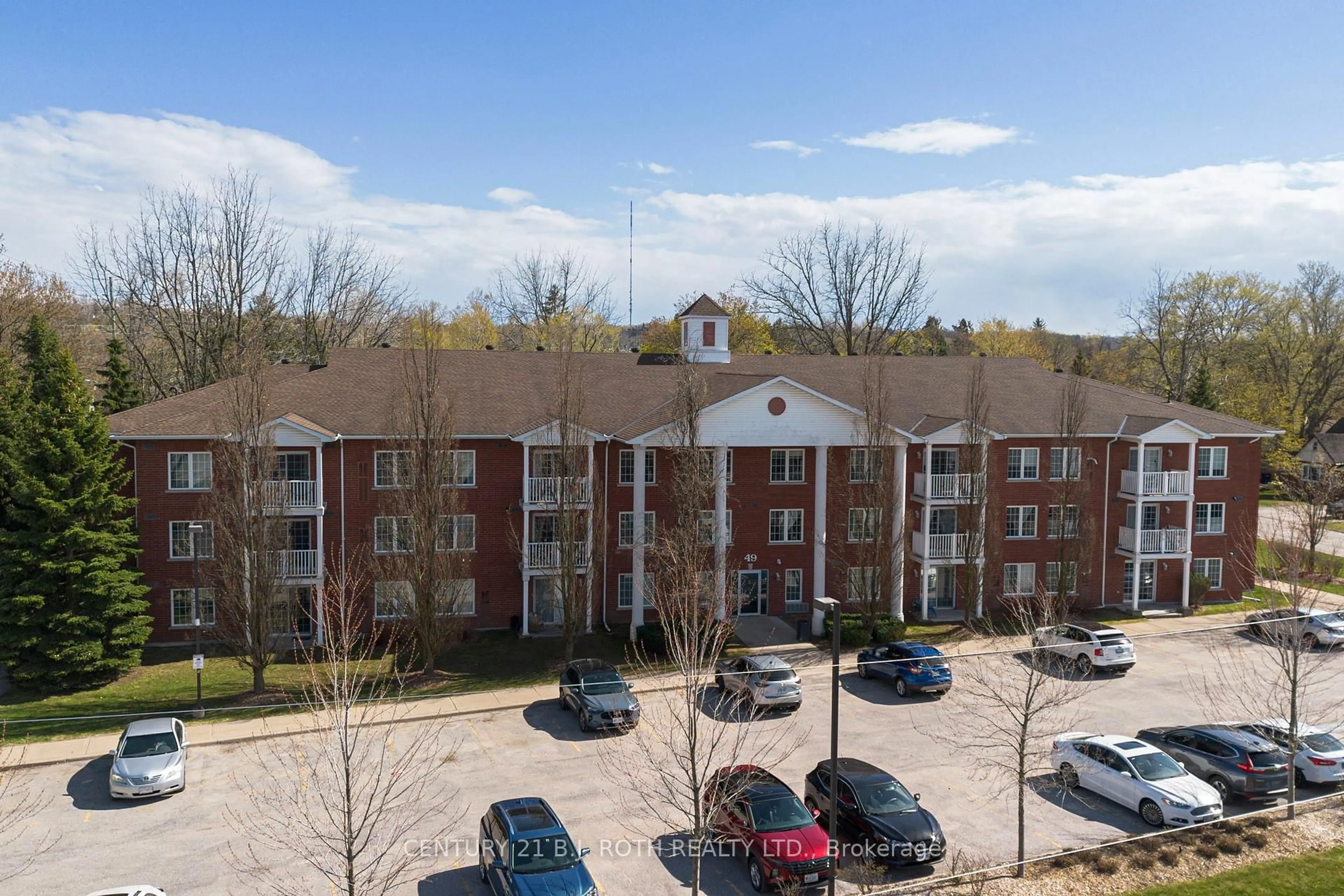 A pic from outside/outdoor area/front of a property/back of a property/a pic from drone, building for 49 Jacob's Terr #209, Barrie Ontario L4N 0W4