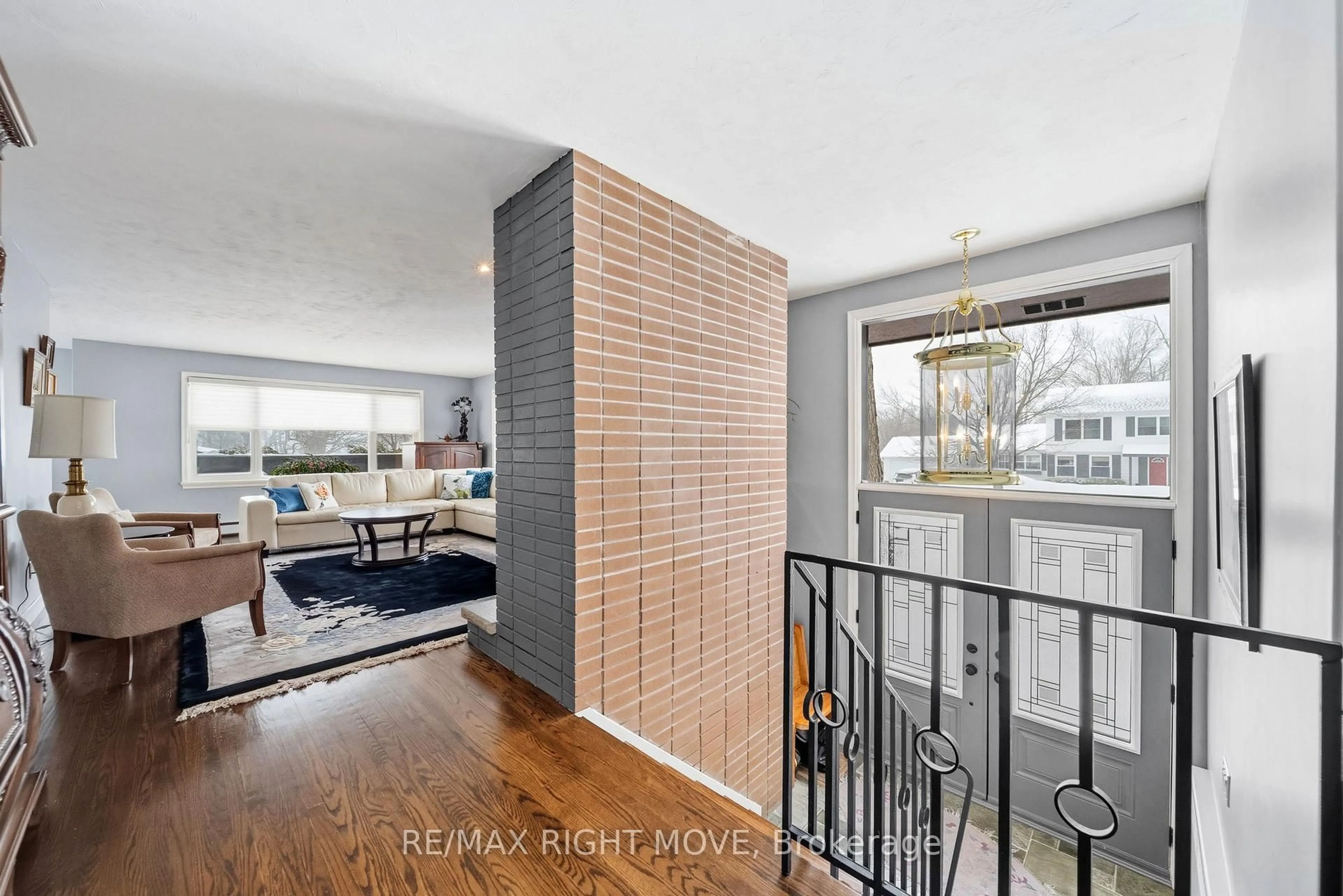Unknown for 220 Belmoral Dr, Orillia Ontario L3V 5R1