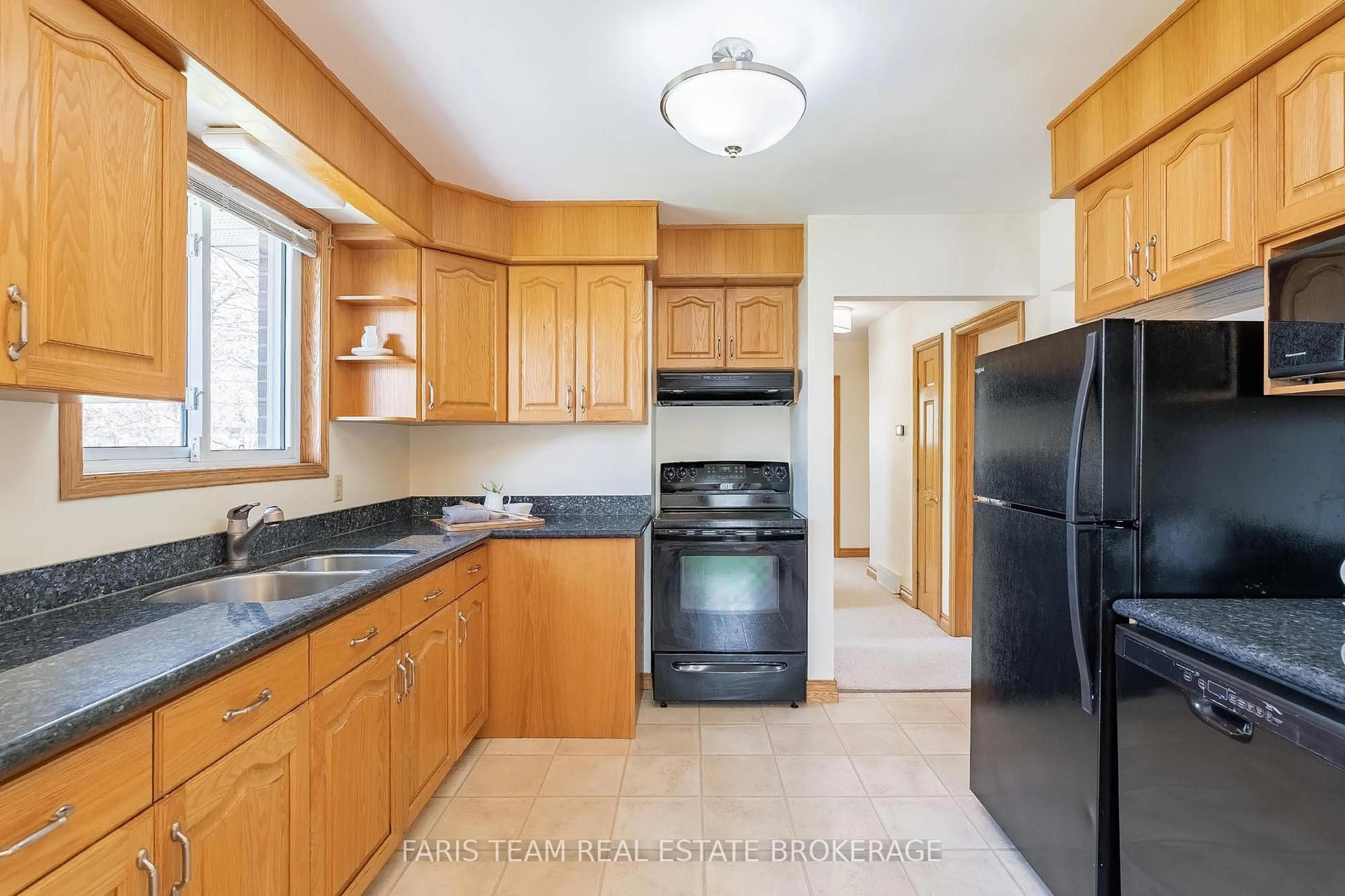 Standard kitchen, unknown for 212 Grove St, Barrie Ontario L4M 2P9