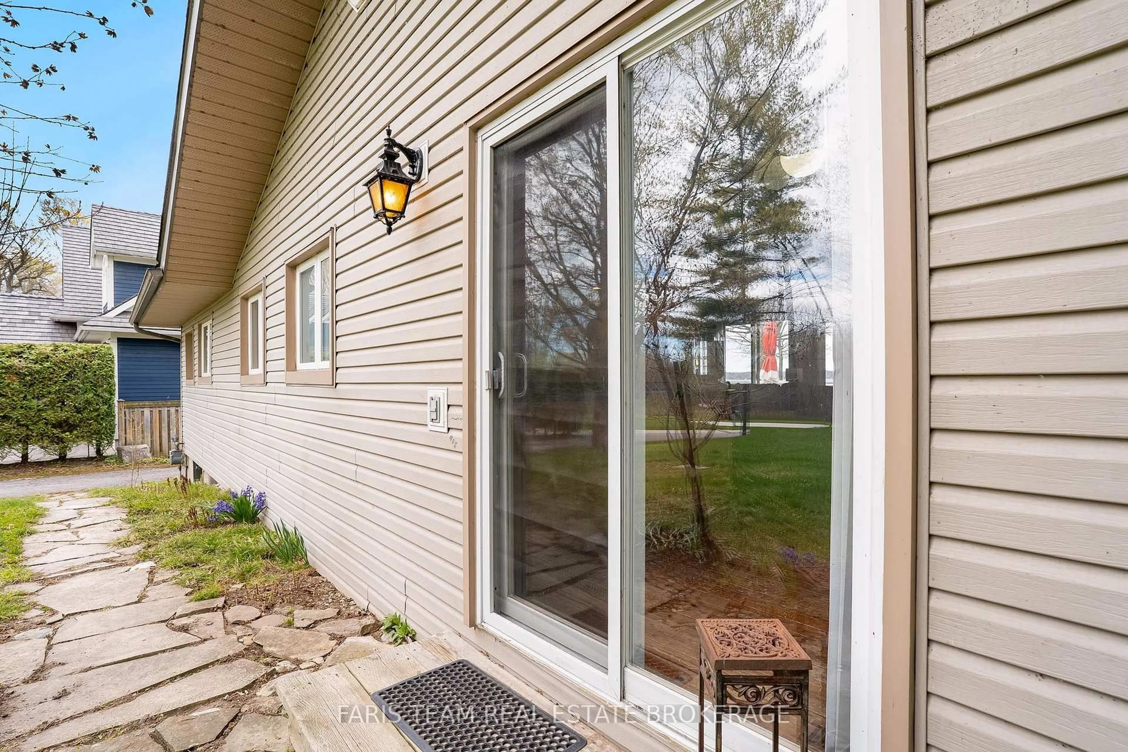 Unknown for 5240 Prospect Ave, Ramara Ontario L3V 0Z1
