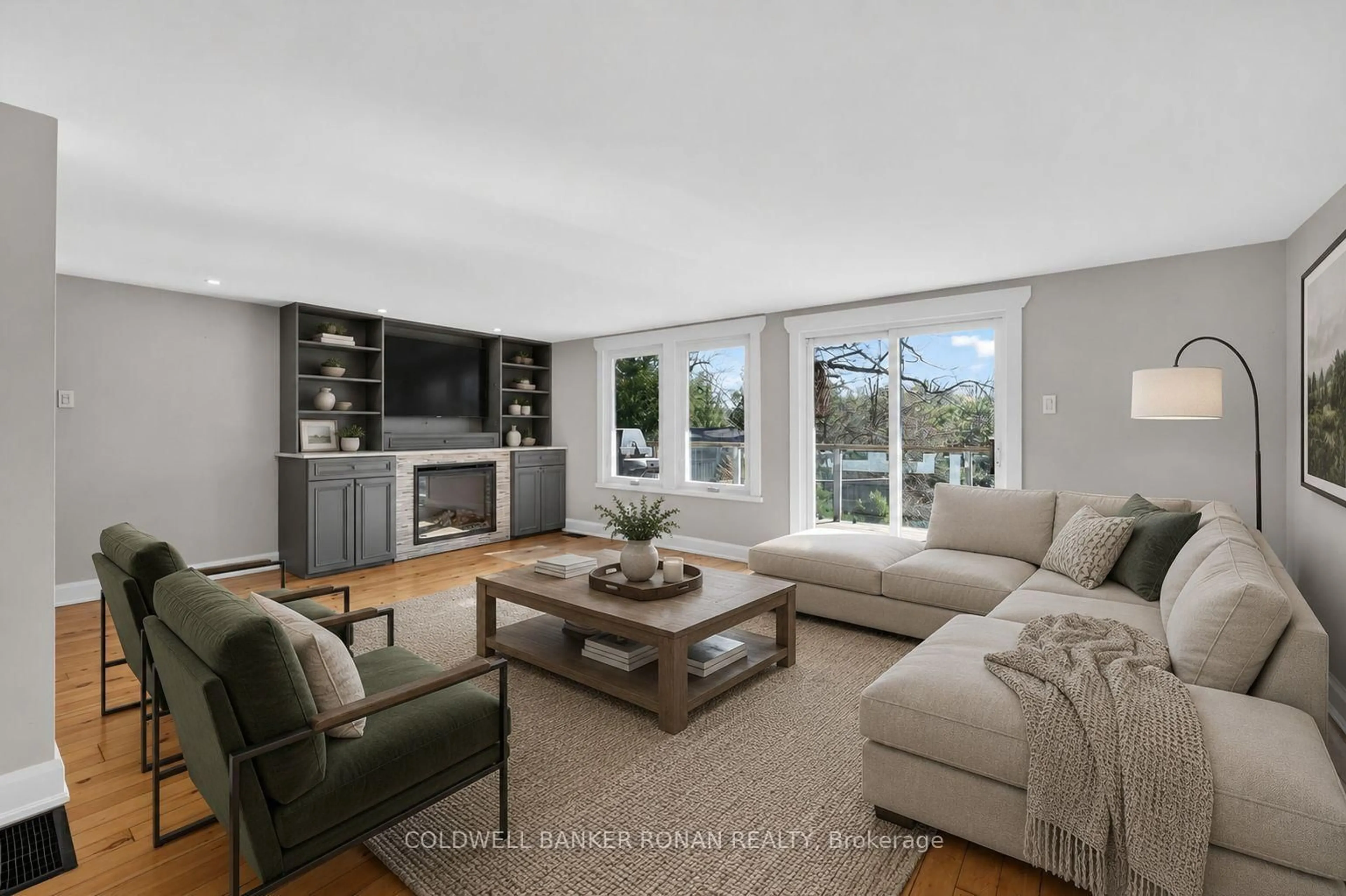Living room with furniture, unknown for 157 Woodland Dr, Wasaga Beach Ontario L9Z 2V4