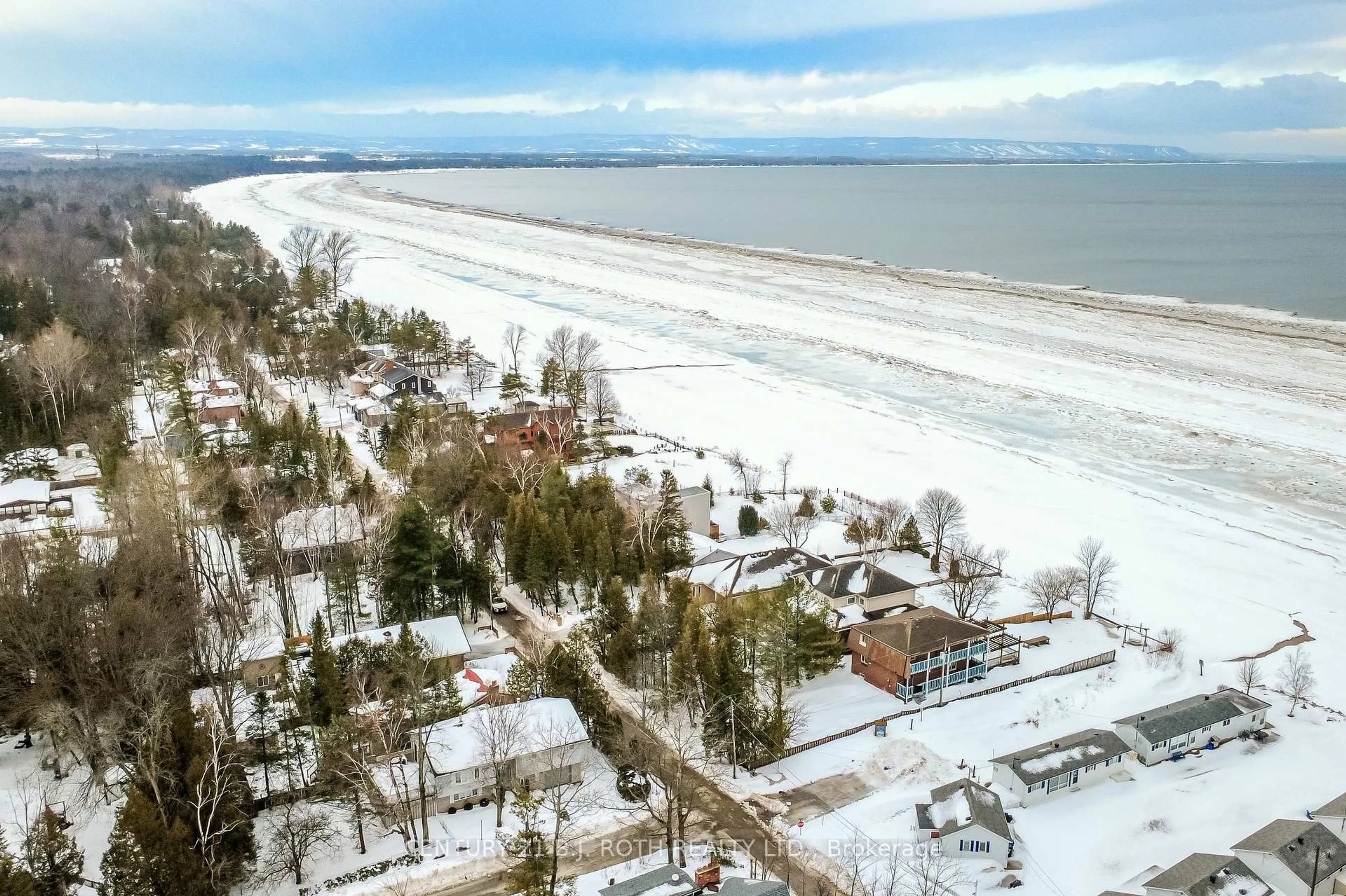 A pic from outside/outdoor area/front of a property/back of a property/a pic from drone, water/lake/river/ocean view for 991 Shore Lane, Wasaga Beach Ontario L9Z 2B4