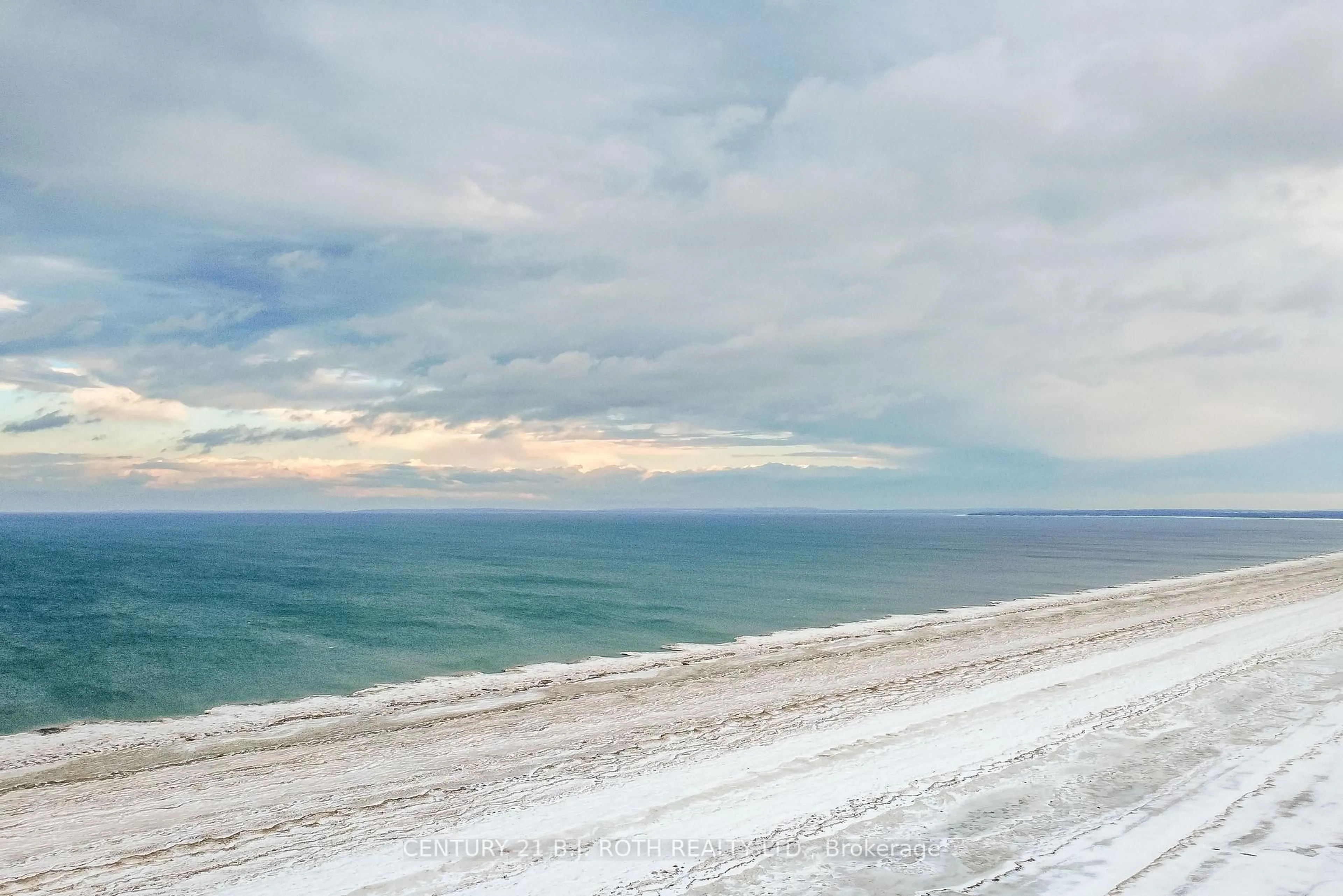 Blurry image for 991 Shore Lane, Wasaga Beach Ontario L9Z 2B4
