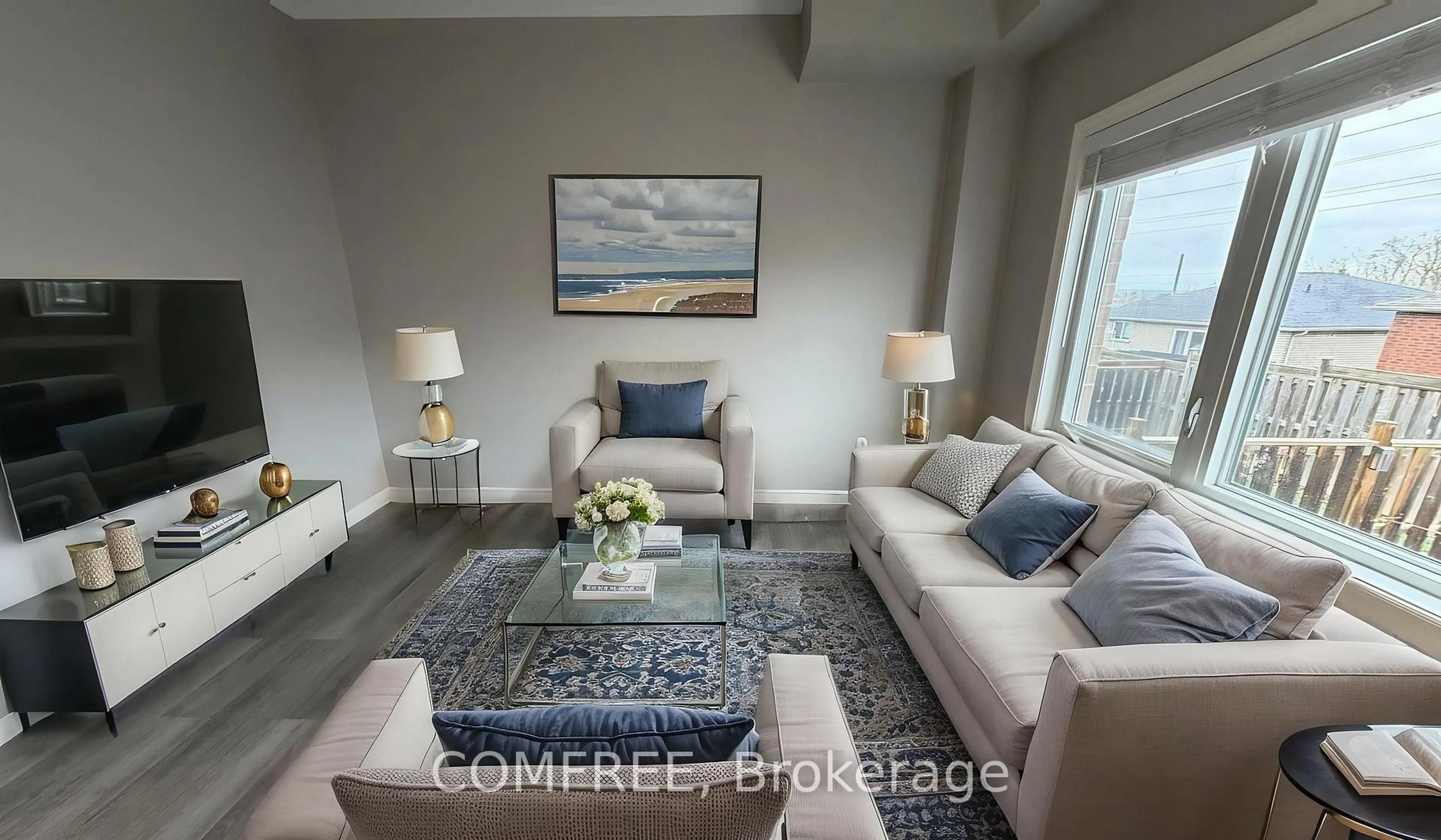 Living room with furniture, unknown for 175 Stanley St, Barrie Ontario L4M 0G2