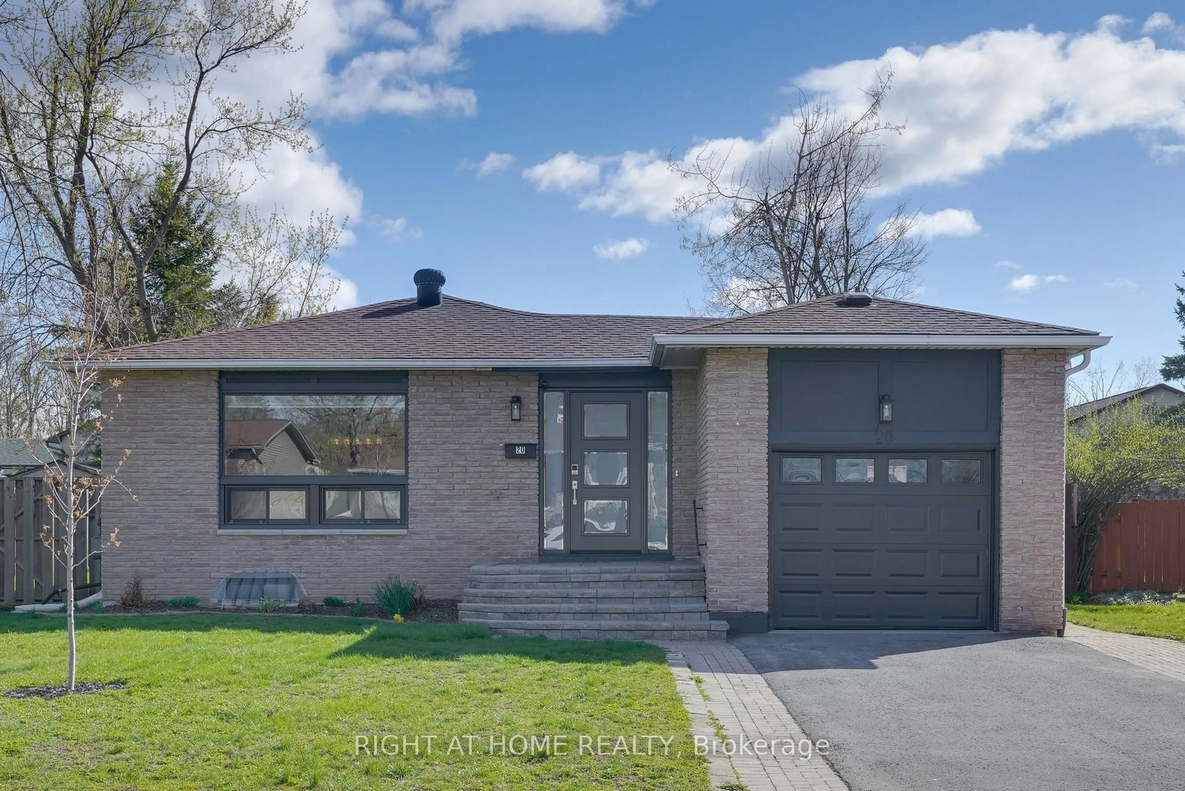Home with brick exterior material, street for 20 Andrea Cres, Orillia Ontario L3V 6W5