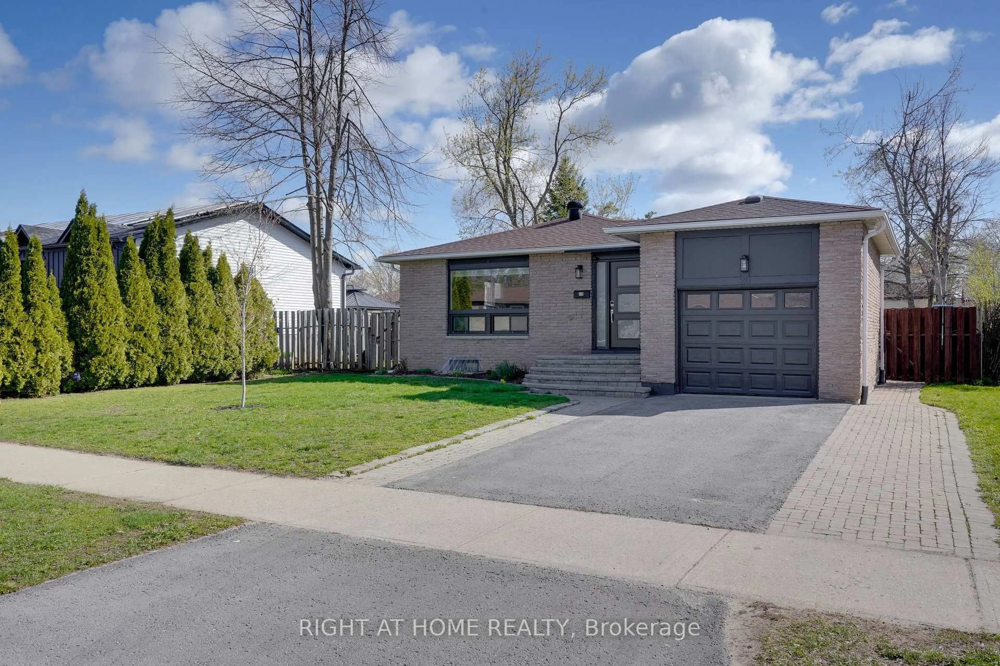 Unknown for 20 Andrea Cres, Orillia Ontario L3V 6W5