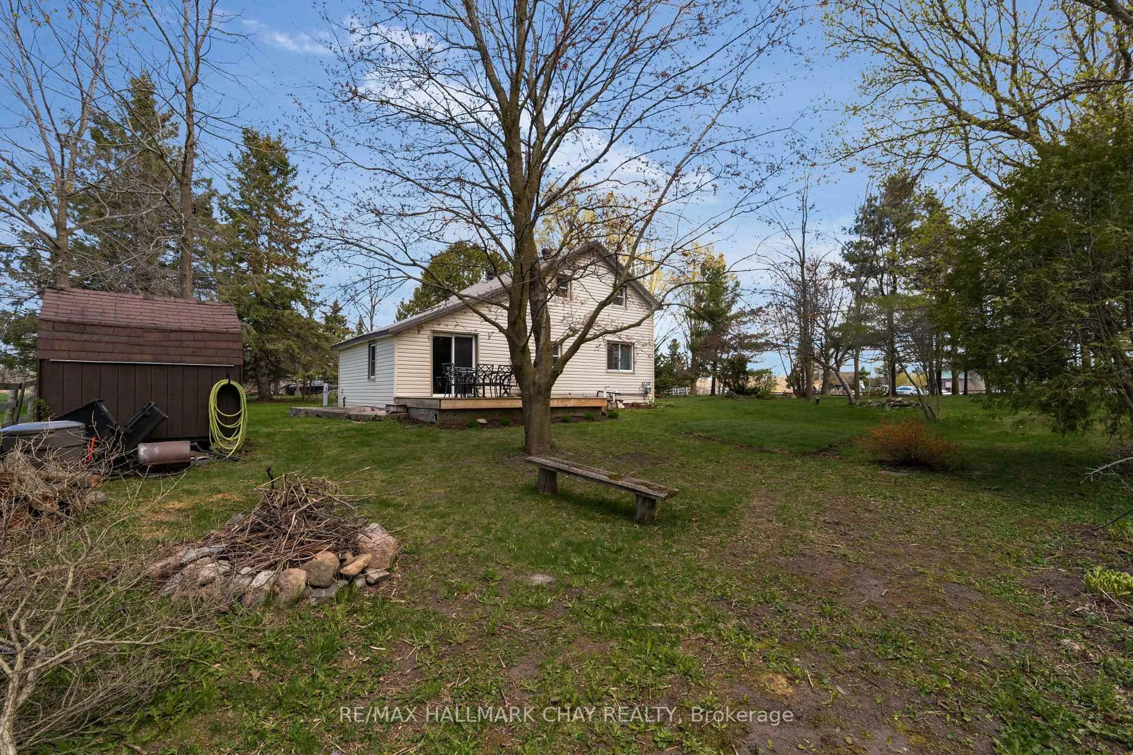 A pic from outside/outdoor area/front of a property/back of a property/a pic from drone, water/lake/river/ocean view for 3324 Penetanguishene Rd, Oro-Medonte Ontario L4M 4Y8