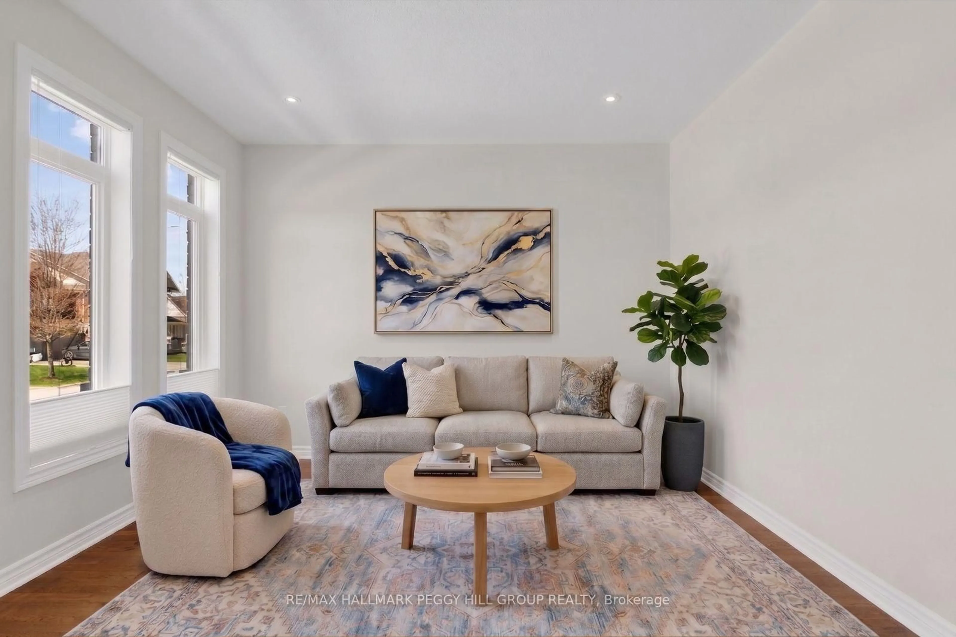 Living room with furniture, unknown for 5 Magna Carta Rd, Barrie Ontario L4M 7H9