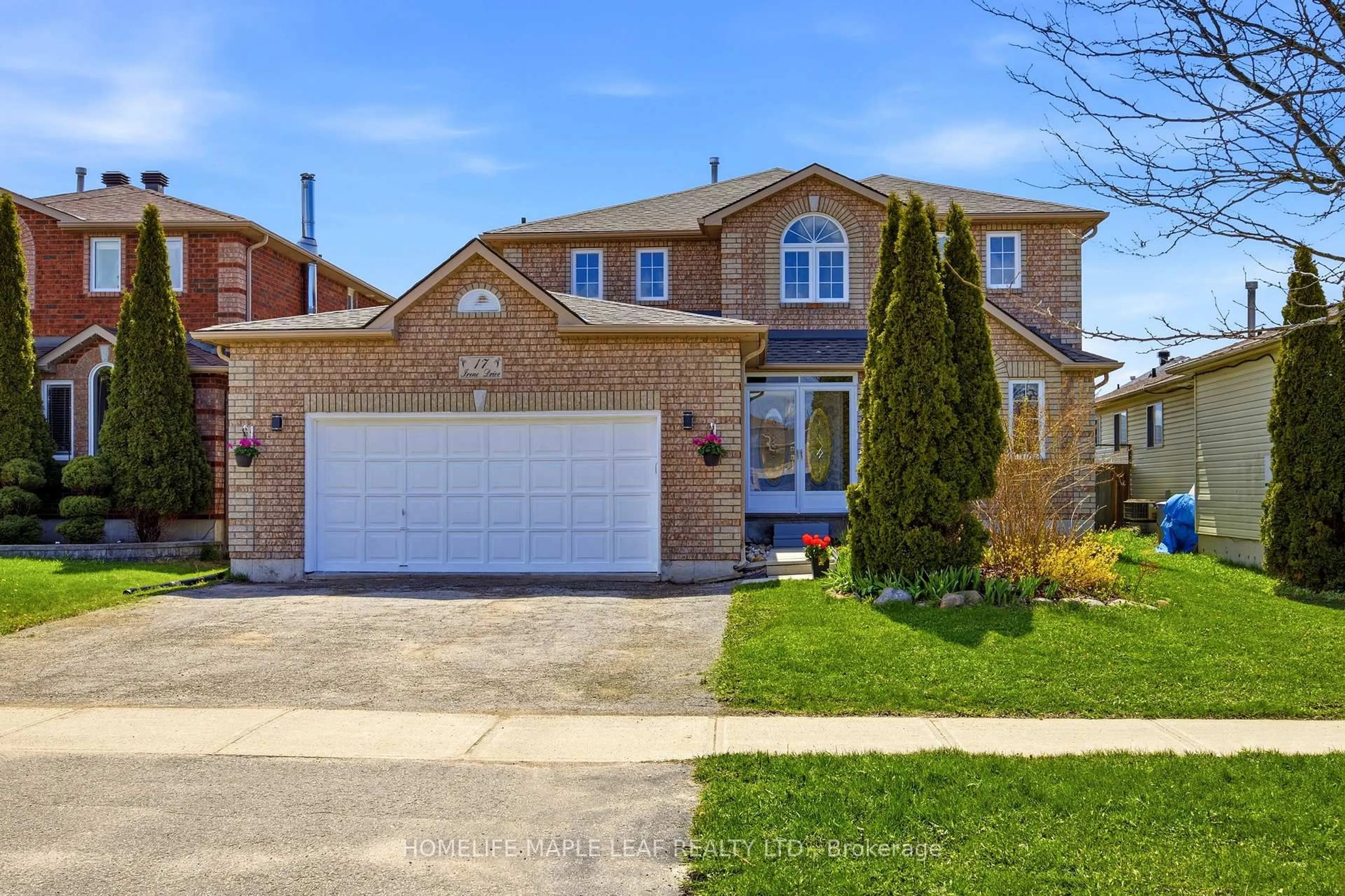 Home with brick exterior material, street for 17 Irene Dr, Barrie Ontario L4N 0Y8