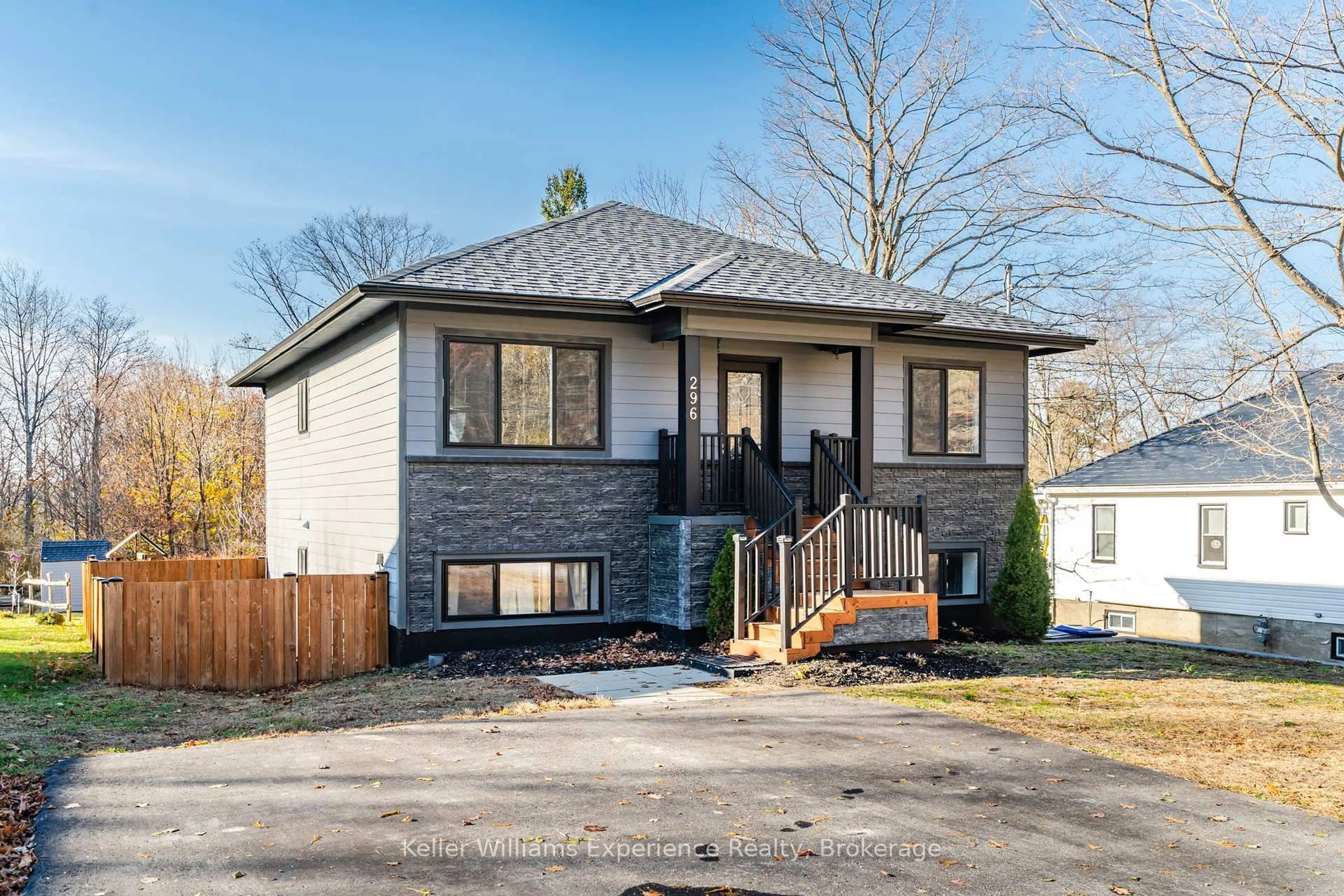 Home with brick exterior material, street for 296 Church St, Penetanguishene Ontario L9M 1G5