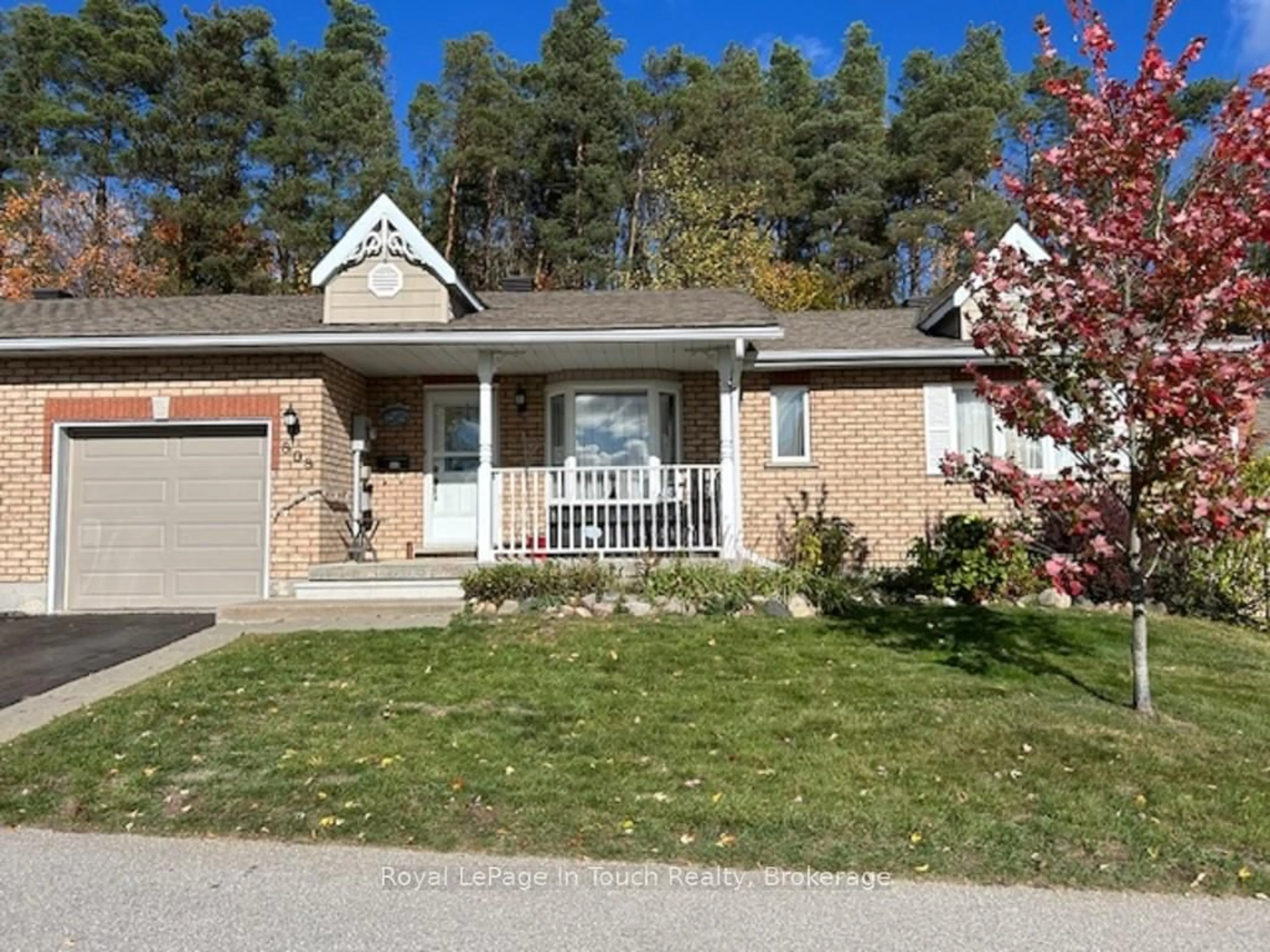 Unknown for 808 Jane Blvd, Midland Ontario L4R 5M4