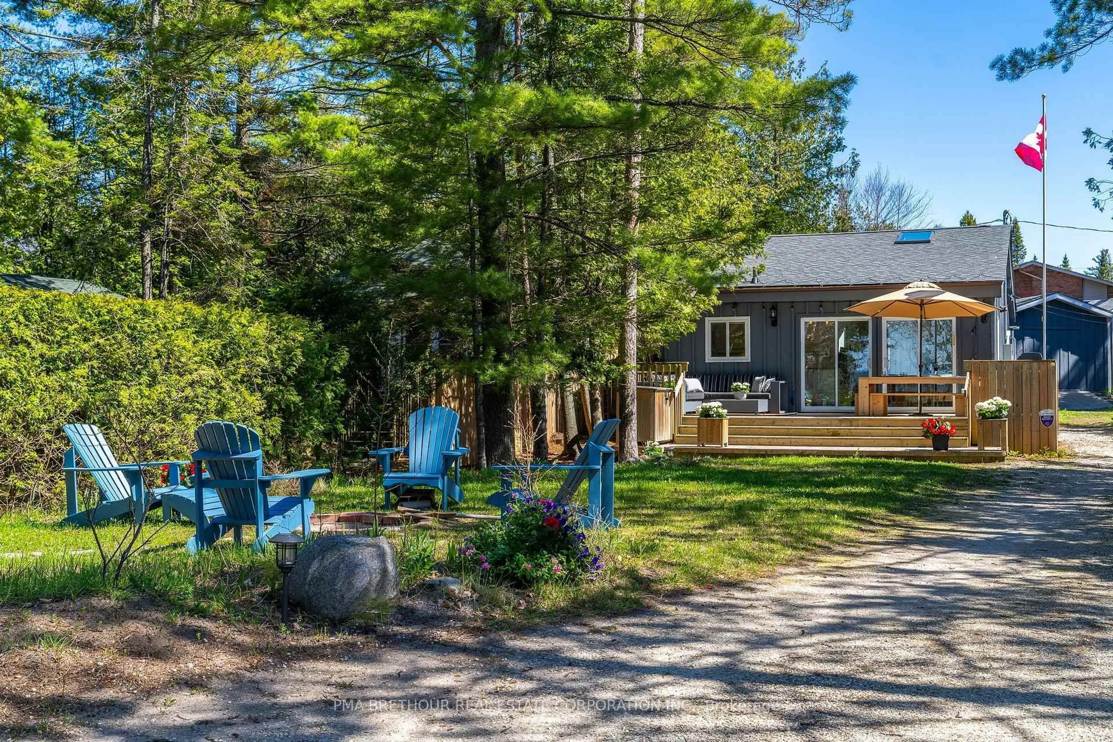 Patio, water/lake/river/ocean view for 282 Coastline Dr, Wasaga Beach Ontario L9Z 2M4