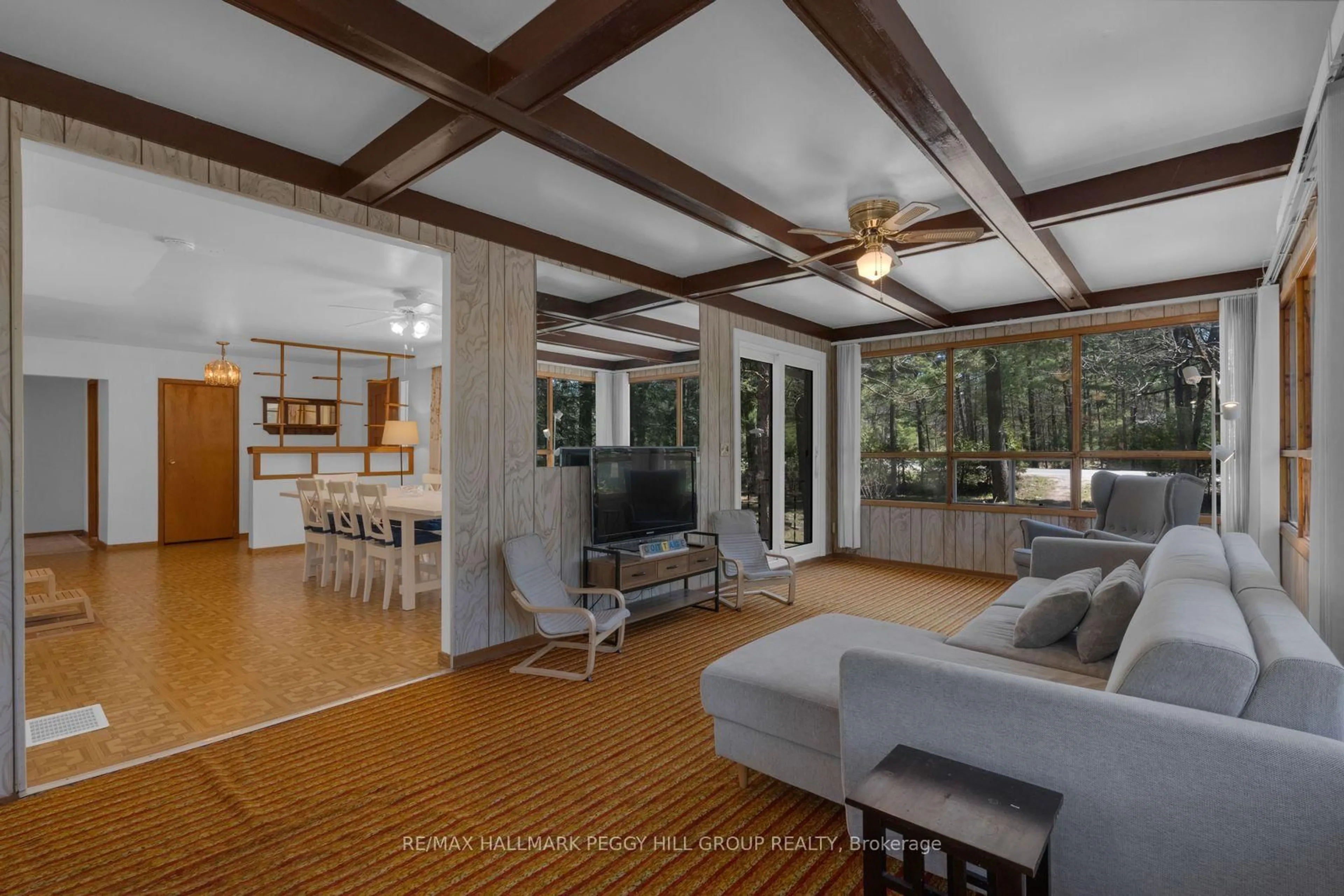 Living room with furniture, unknown for 740 Lafontaine Rd, Tiny Ontario L9M 0L5