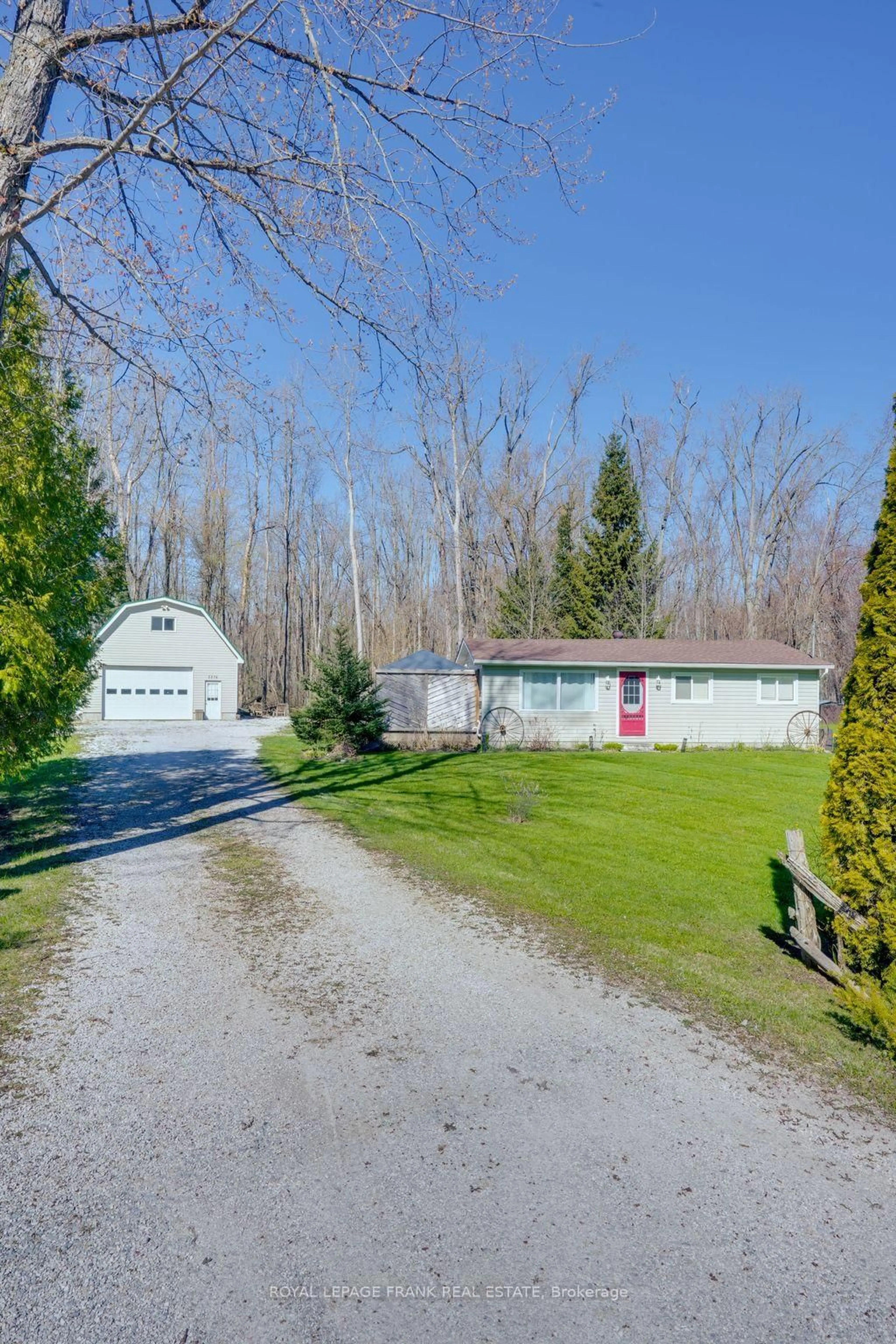 A pic from outside/outdoor area/front of a property/back of a property/a pic from drone, unknown for 3576 John St, Ramara Ontario L0K 1B0