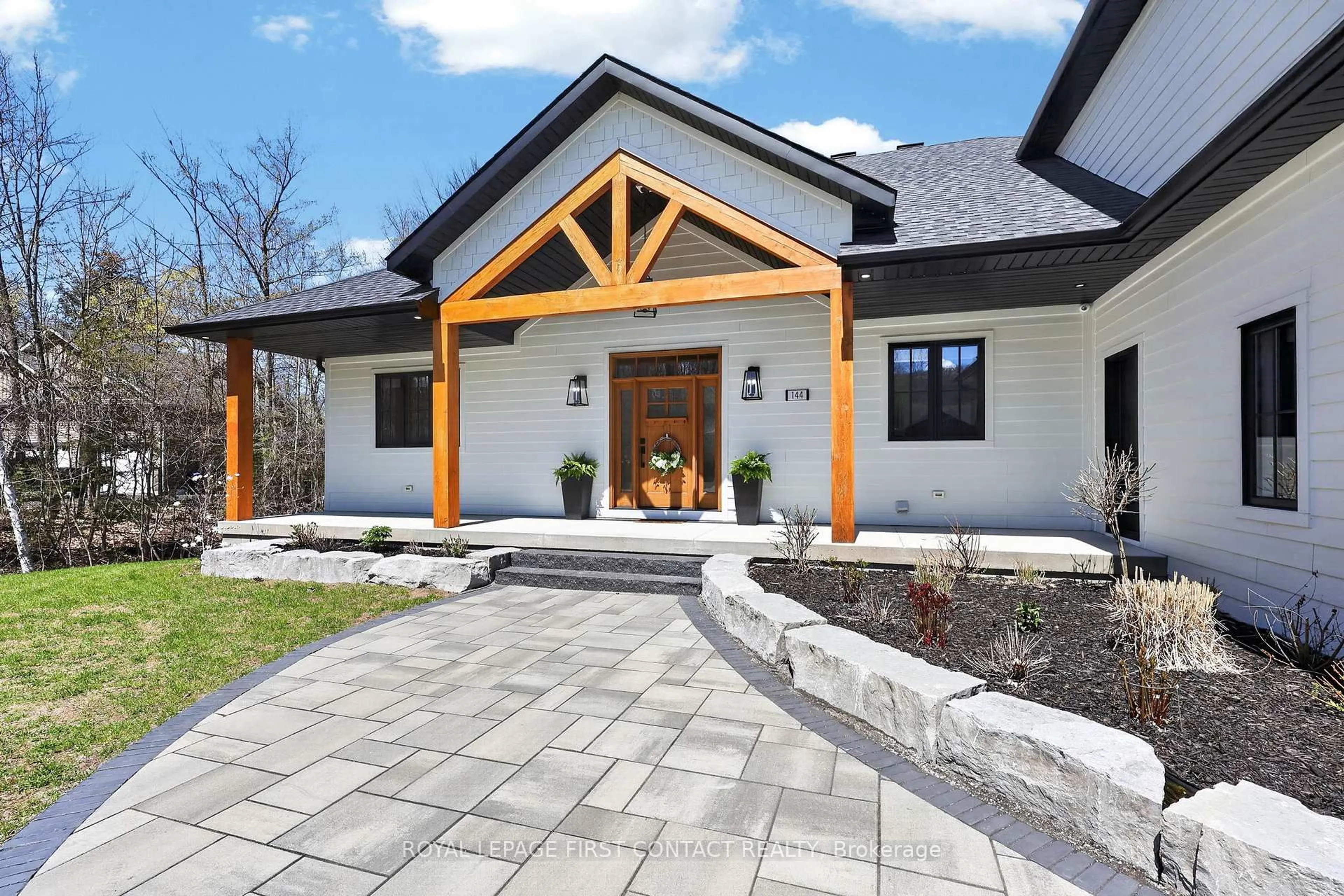 Home with brick exterior material, street for 144 Arlynn Cres, Penetanguishene Ontario L9M 2G9