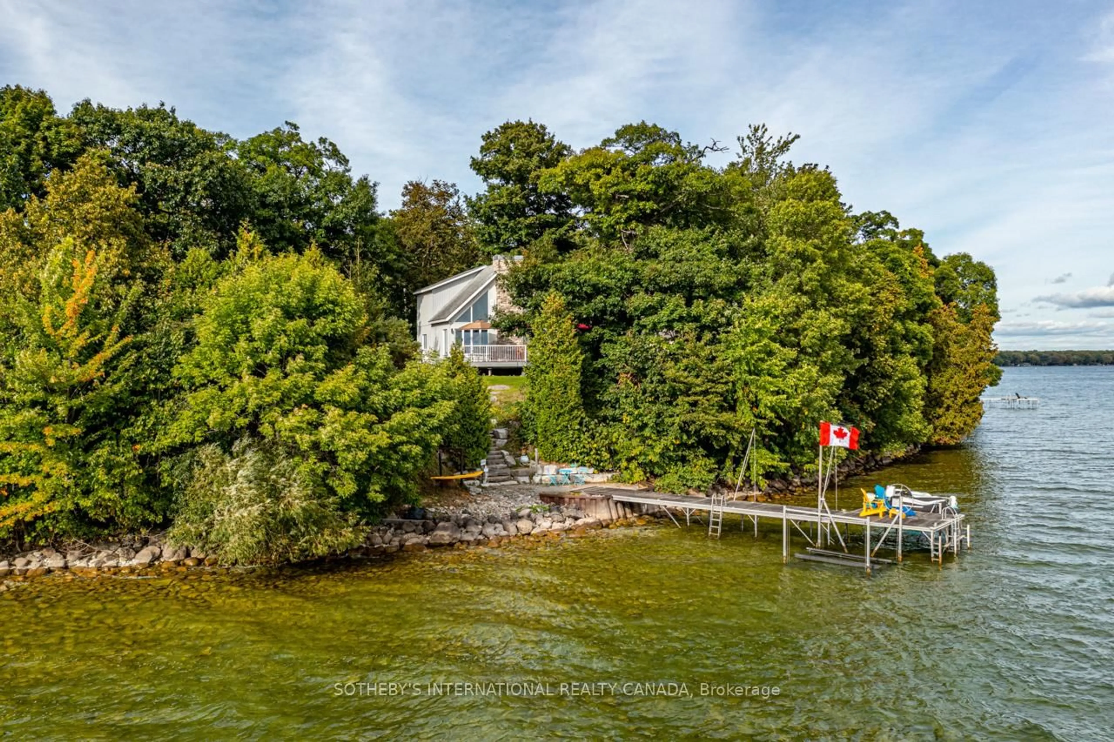A pic from outside/outdoor area/front of a property/back of a property/a pic from drone, water/lake/river/ocean view for 1 & 2 Ivy Lane, Orillia Ontario L3V 6H1