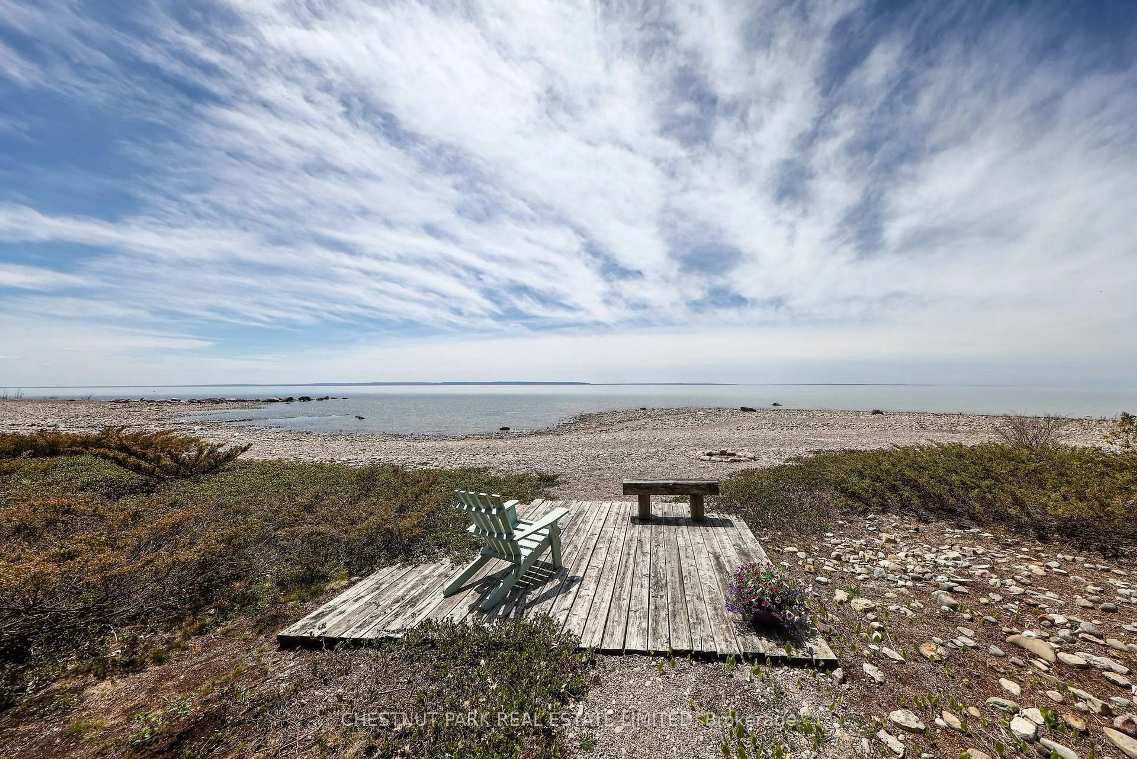 Patio, water/lake/river/ocean view for 46 Parklane Crt, Tiny Ontario L9M 0J1