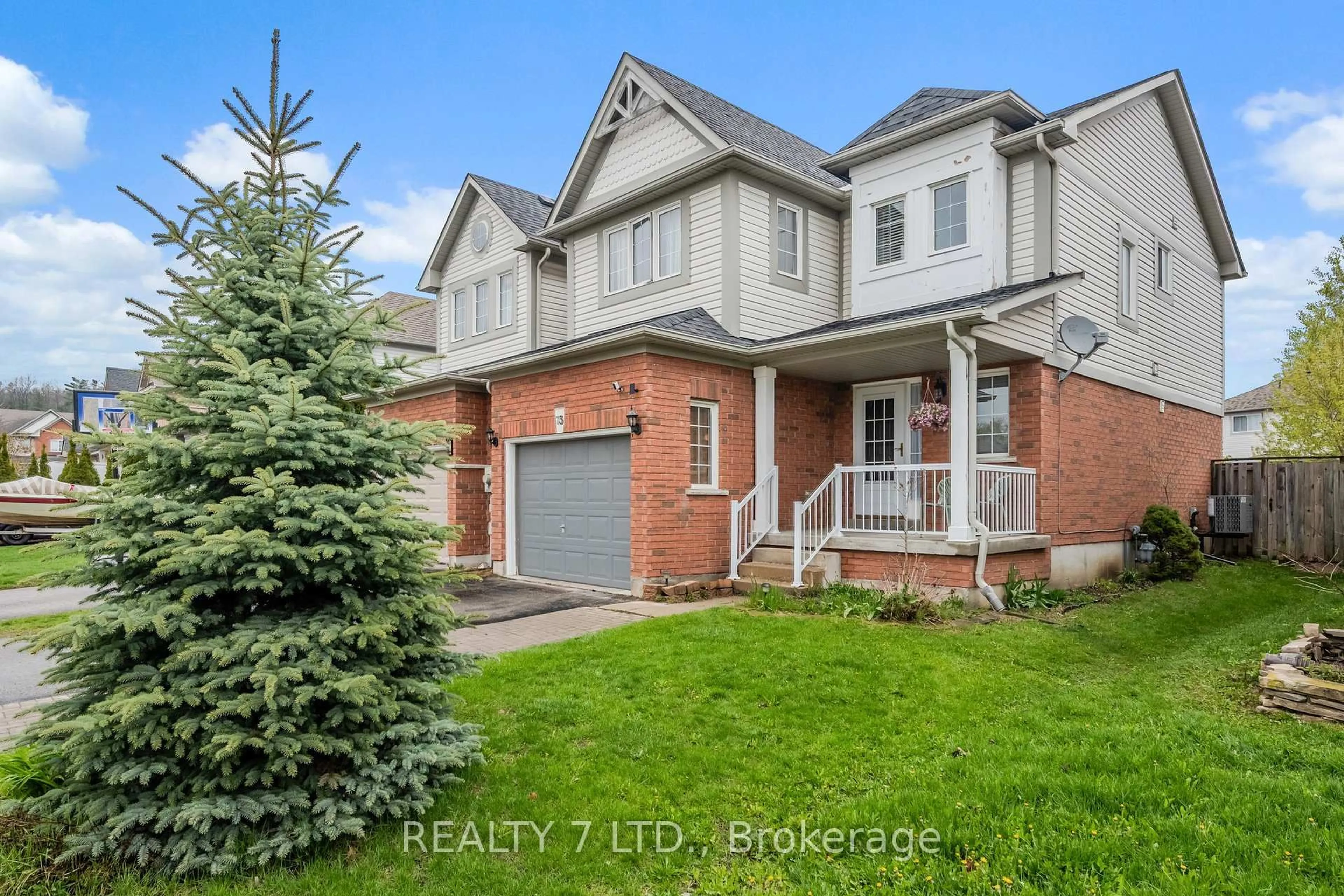 Home with brick exterior material, street for 73 Bird St, Barrie Ontario L4N 0X3