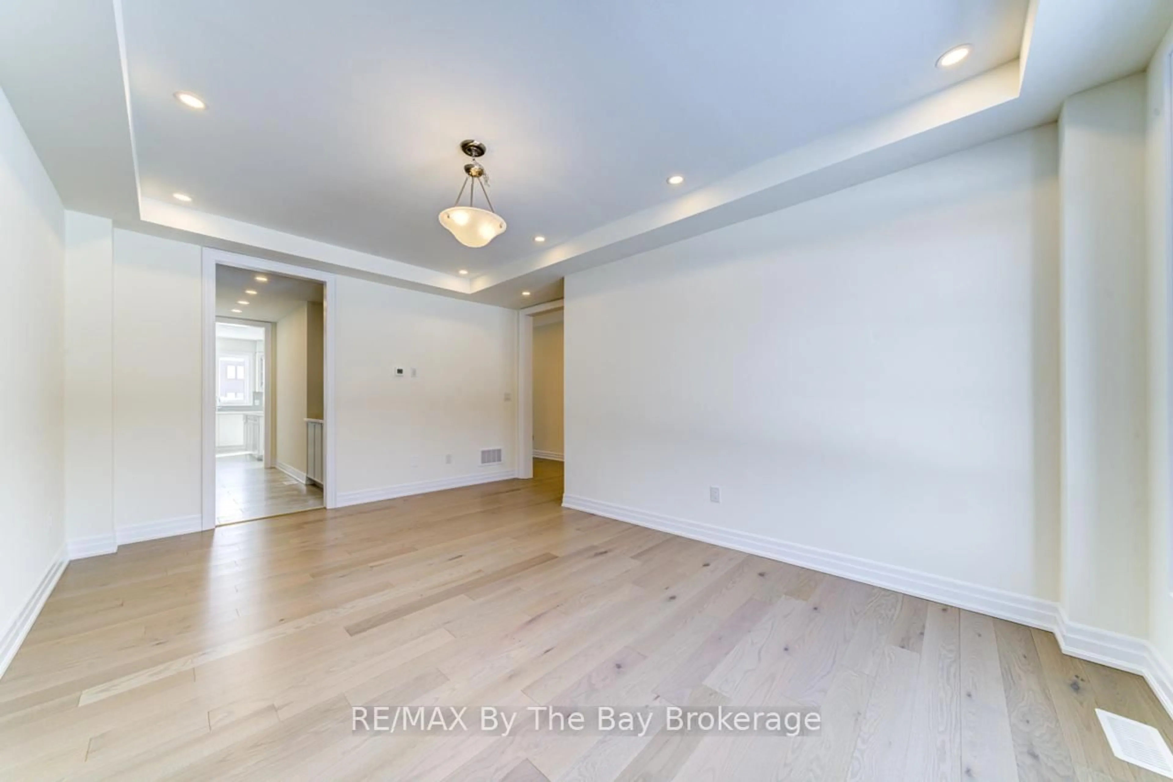 A pic of a room for 186 Mapleside Dr, Wasaga Beach Ontario L9Z 0L4