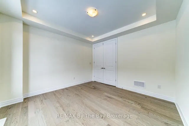 182 Mapleside Dr, Wasaga Beach 4