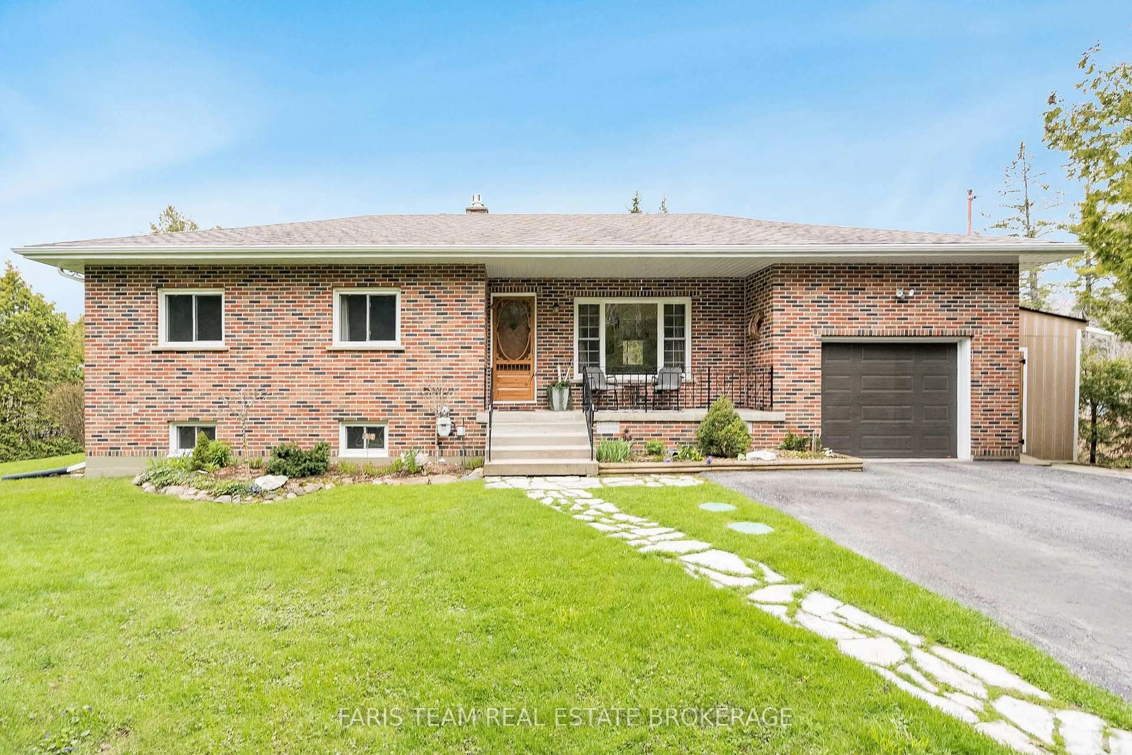 Home with brick exterior material, street for 506 Line 11, Oro-Medonte Ontario L0L 1T0