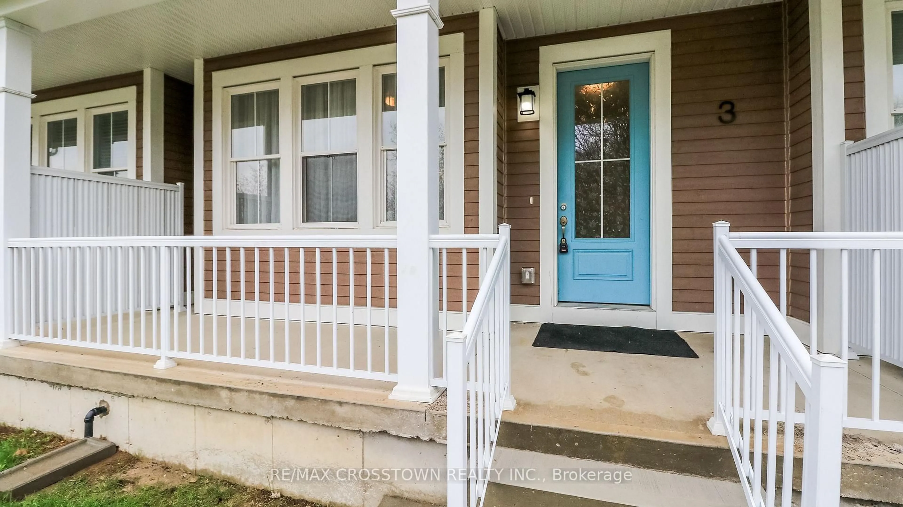 Home with vinyl exterior material, street for 3 Julia Cres, Midland Ontario L4R 0H5