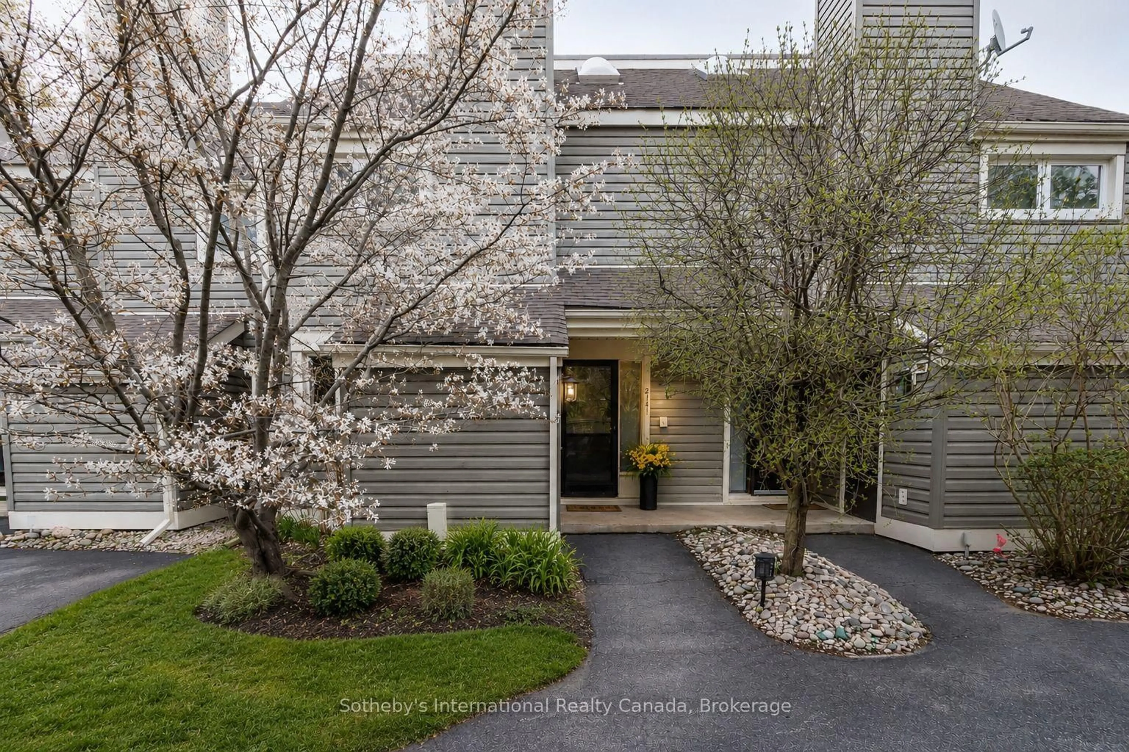 Unknown for 214 Escarpment Cres #214, Collingwood Ontario L9Y 5B4