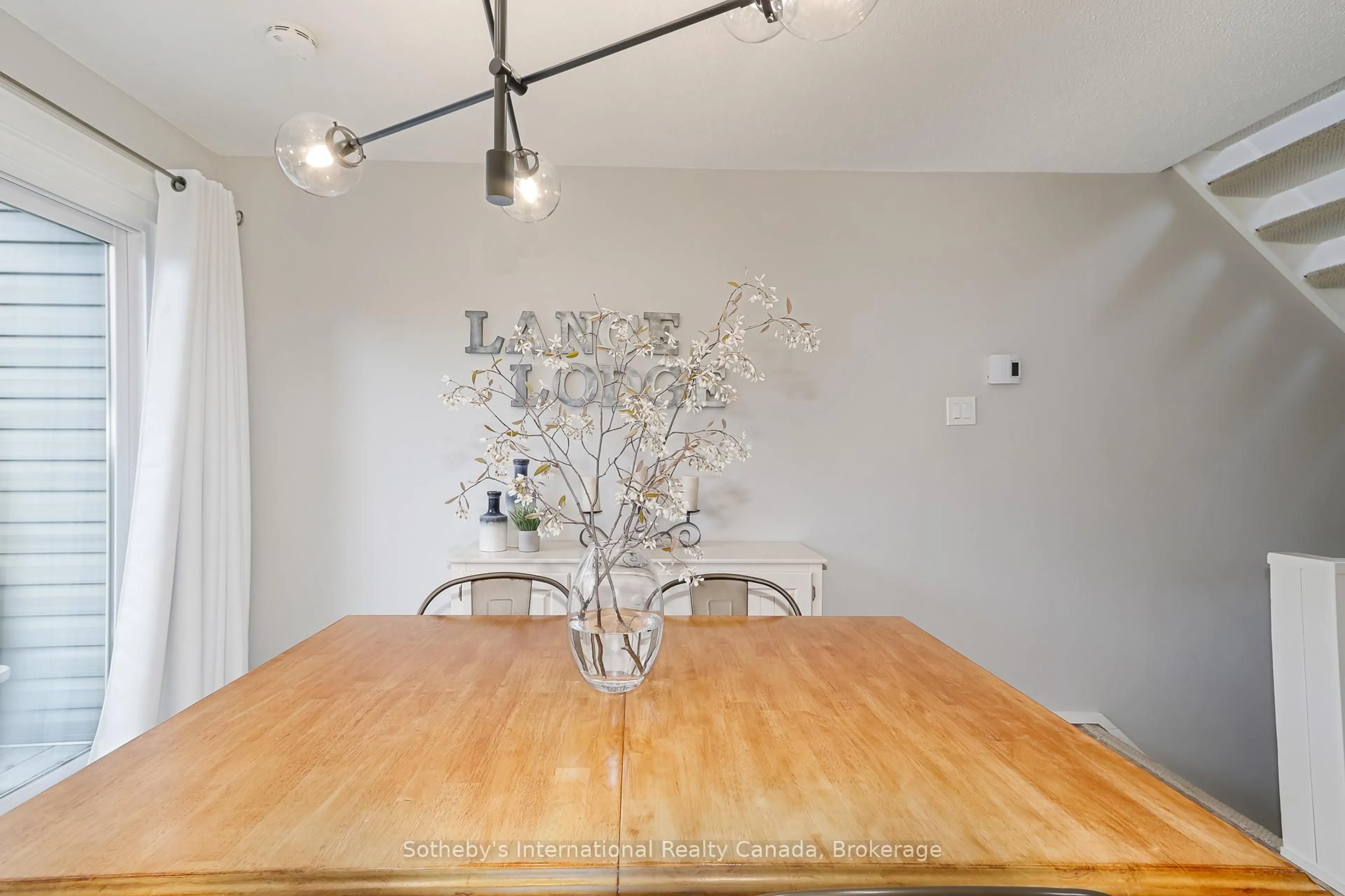 Dining room, unknown for 214 Escarpment Cres #214, Collingwood Ontario L9Y 5B4