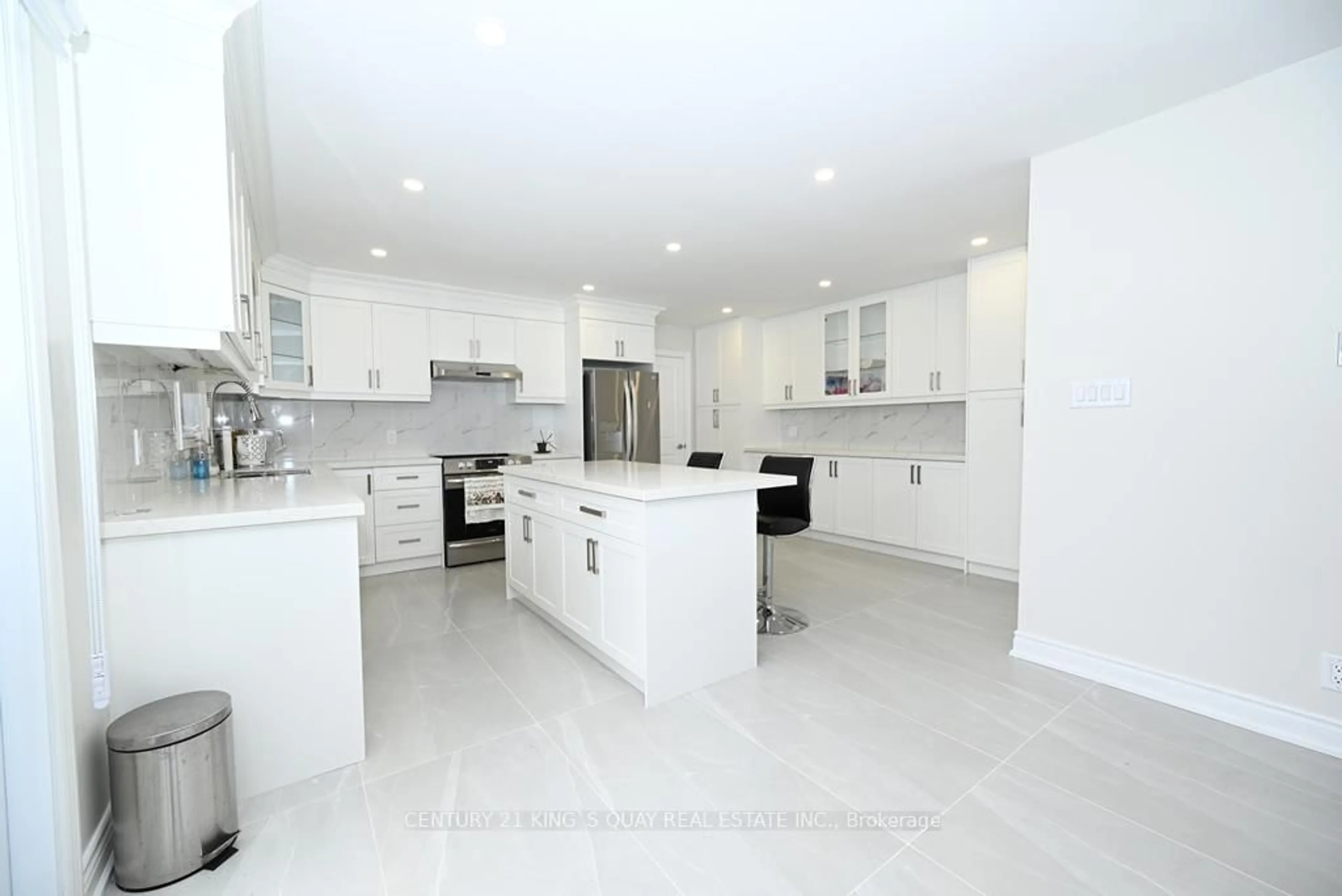 Open concept kitchen, ceramic/tile floor for 88 Bayshore Dr, Ramara Ontario L0K 1B0
