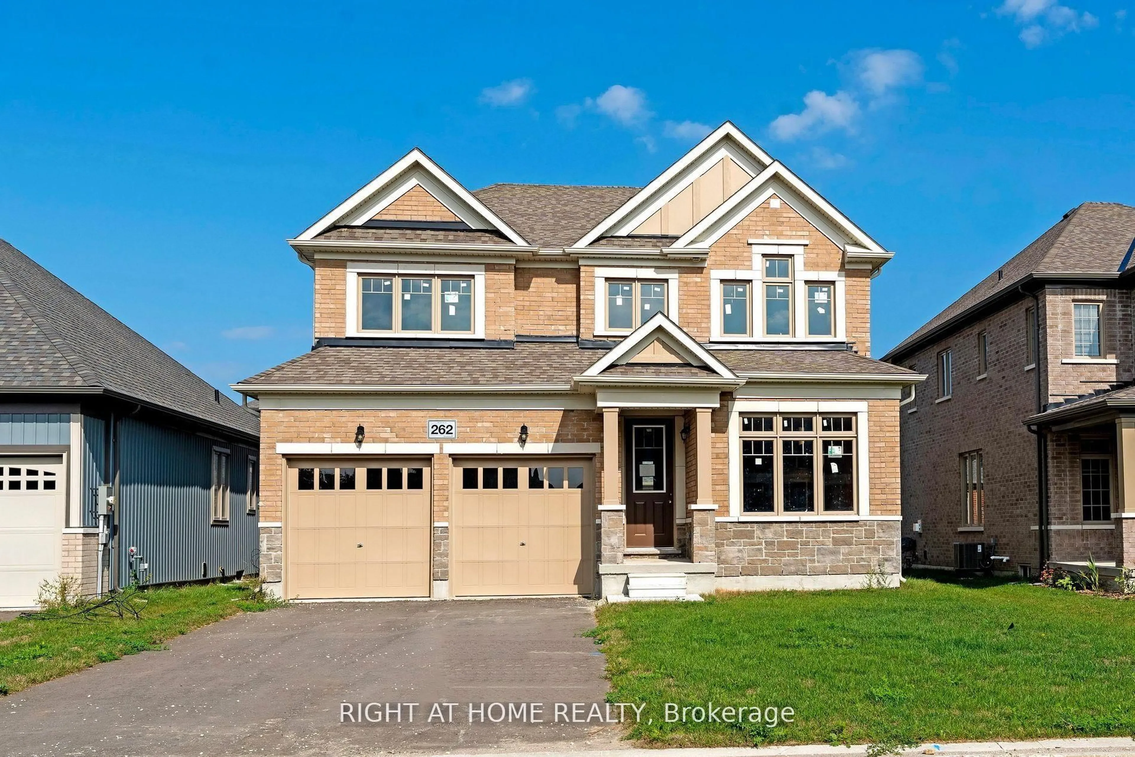 Home with brick exterior material, street for 262 Duncan St, Clearview Ontario L0M 1S0