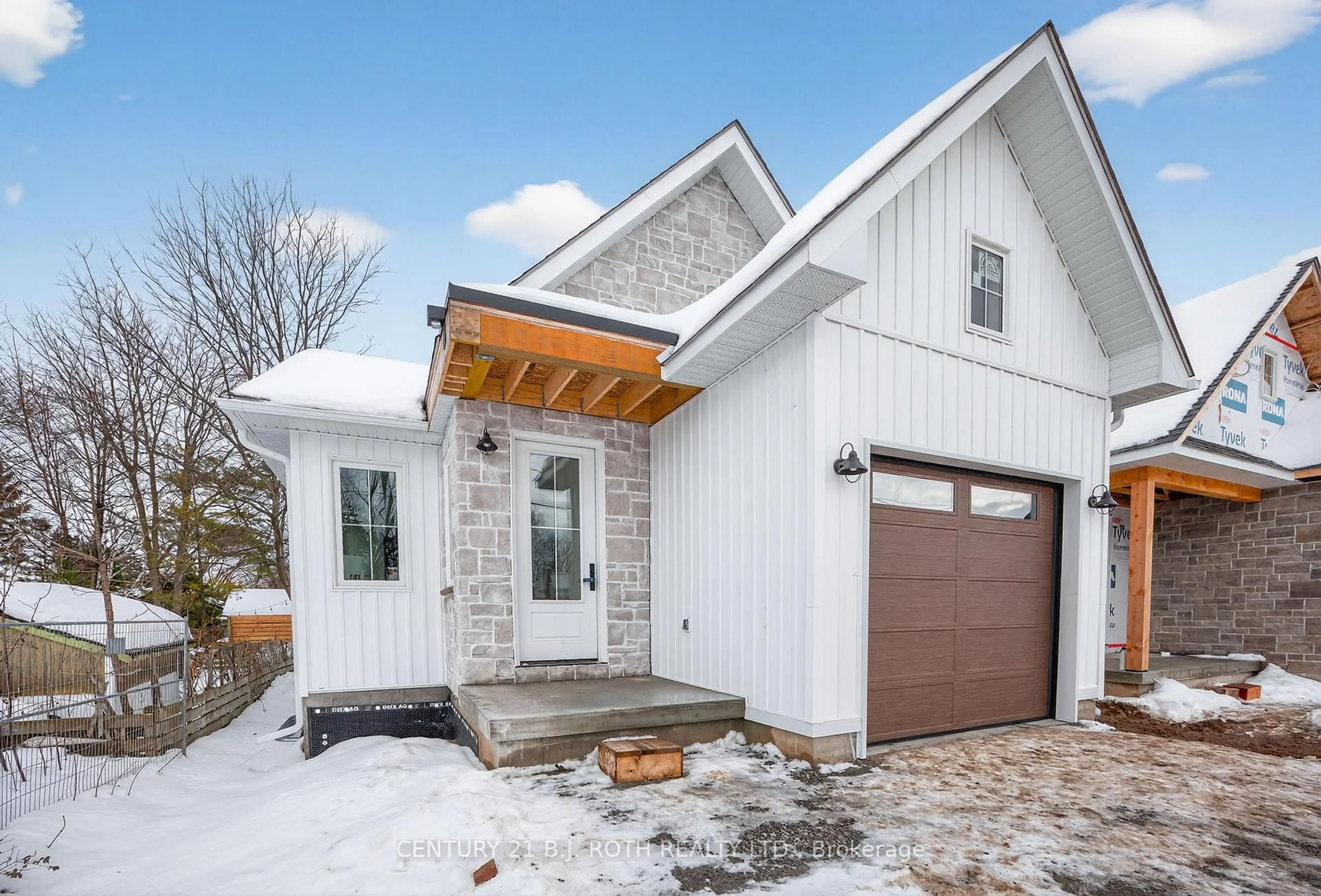 Unknown for 75 Vancouver St, Barrie Ontario L4M 4M2