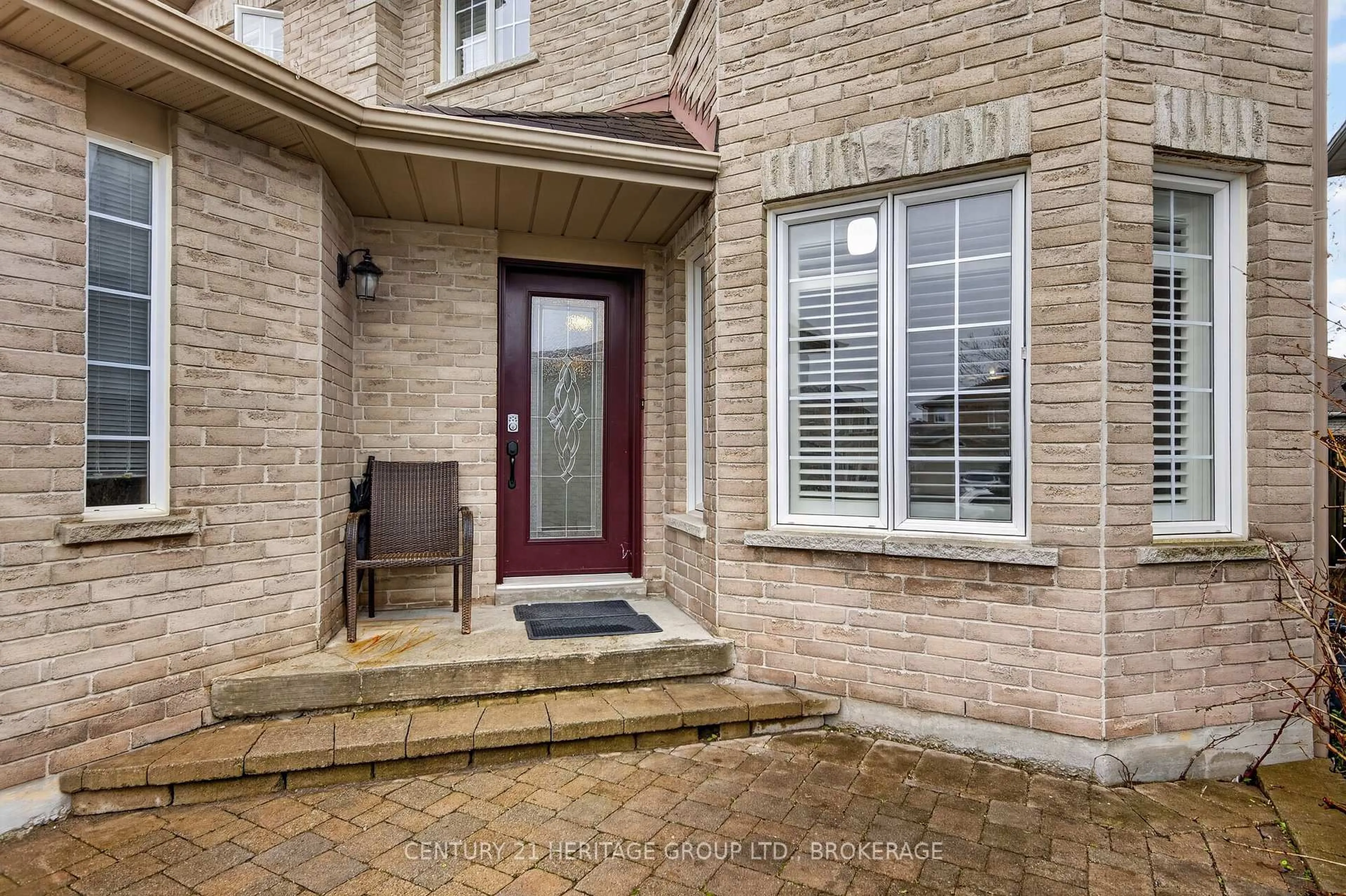 Unknown for 30 Lang Dr, Barrie Ontario L4N 0W3