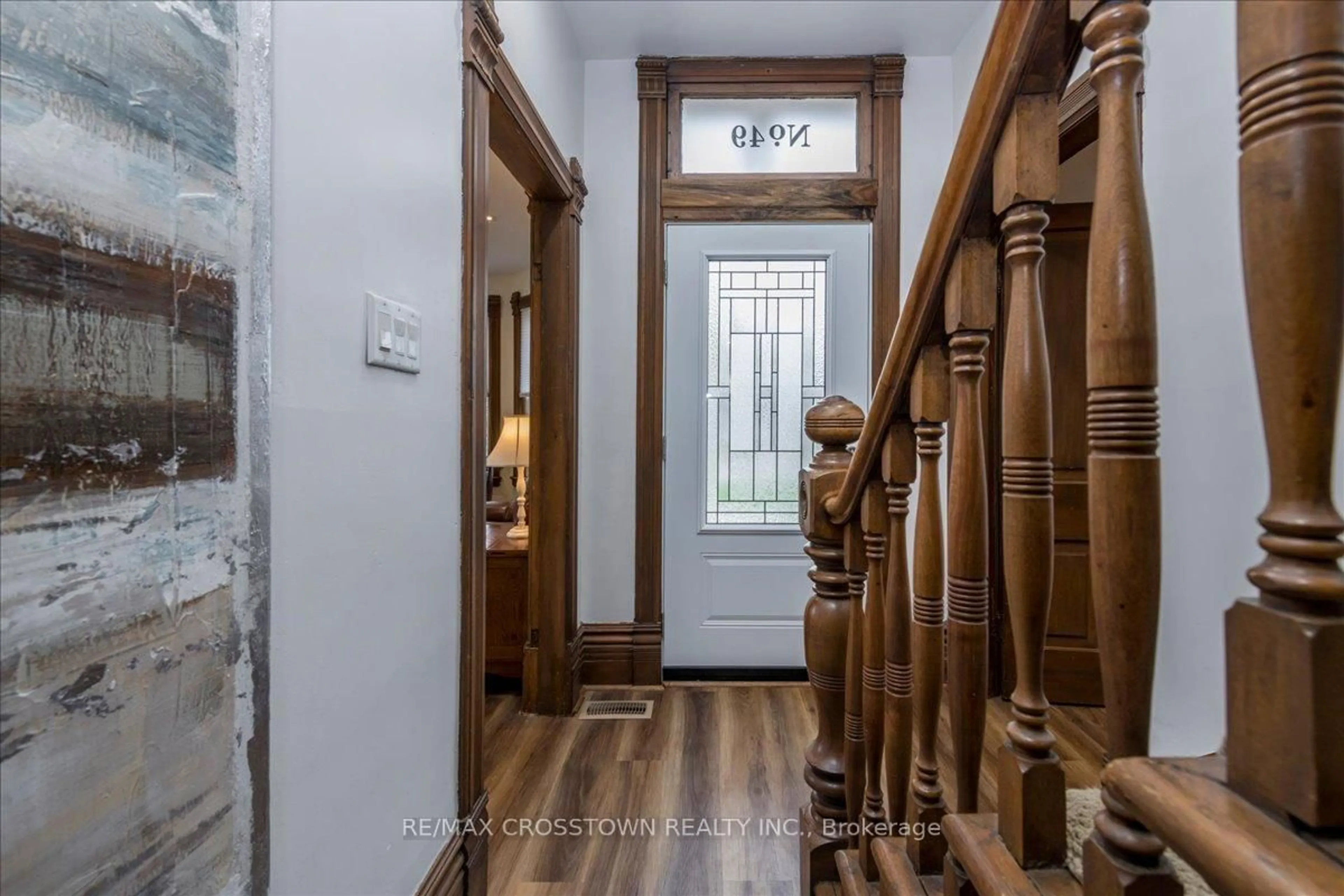Unknown for 49 Park St, Barrie Ontario L4N 1H7