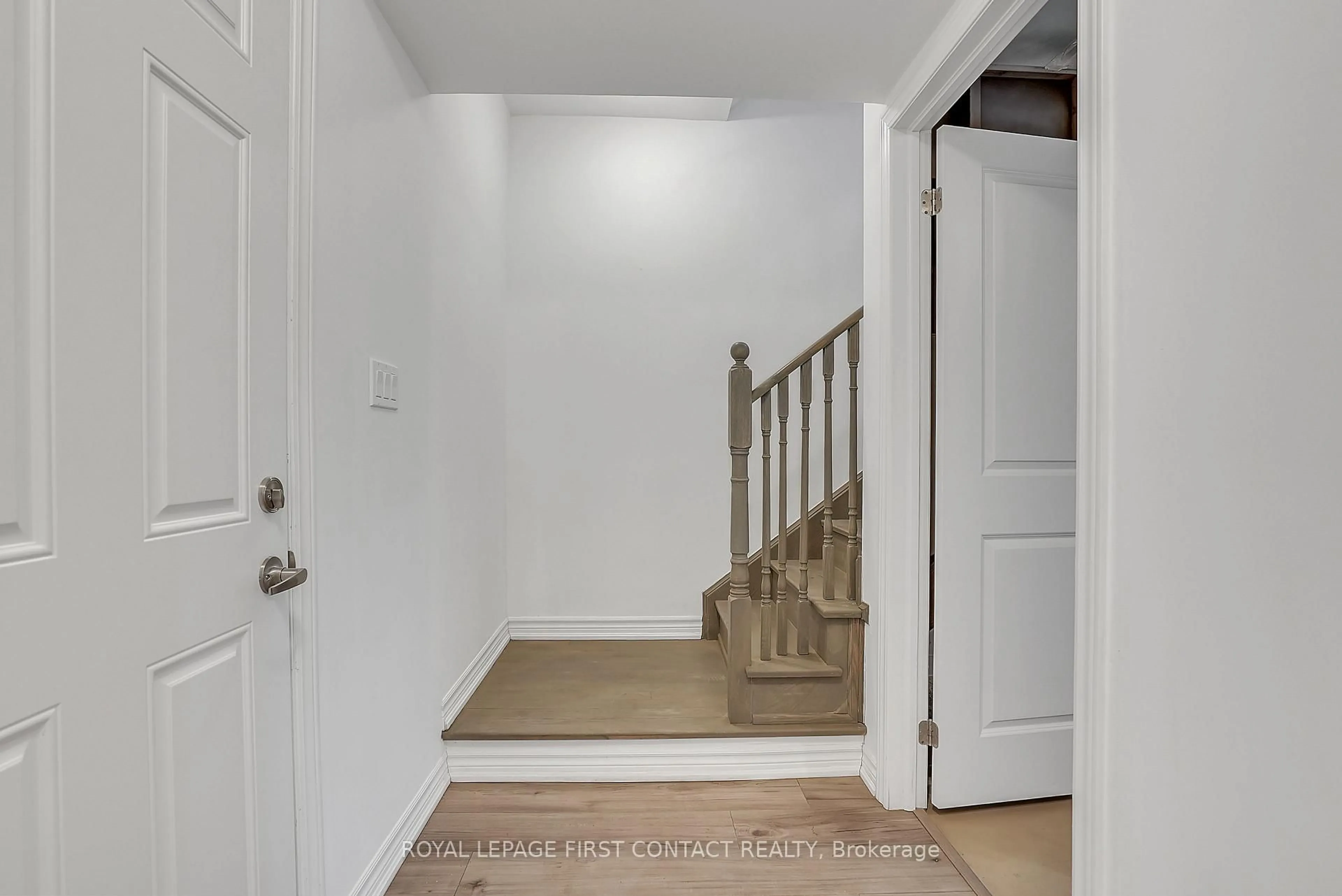 Unknown for 49 Pumpkin Corner Cres, Barrie Ontario L9J 0T7