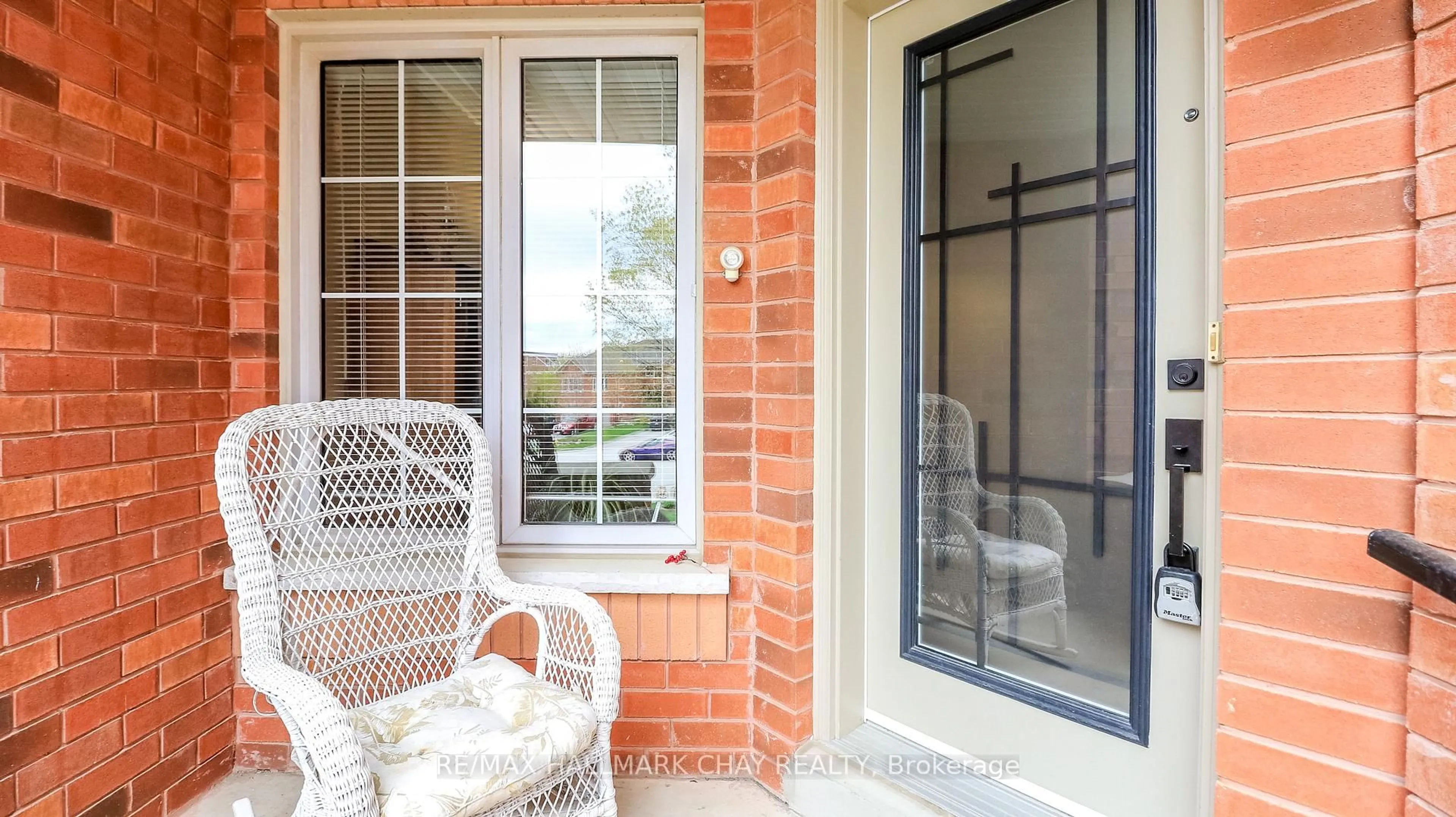 Unknown for 13 Bailey Crt, Barrie Ontario L4N 8N1