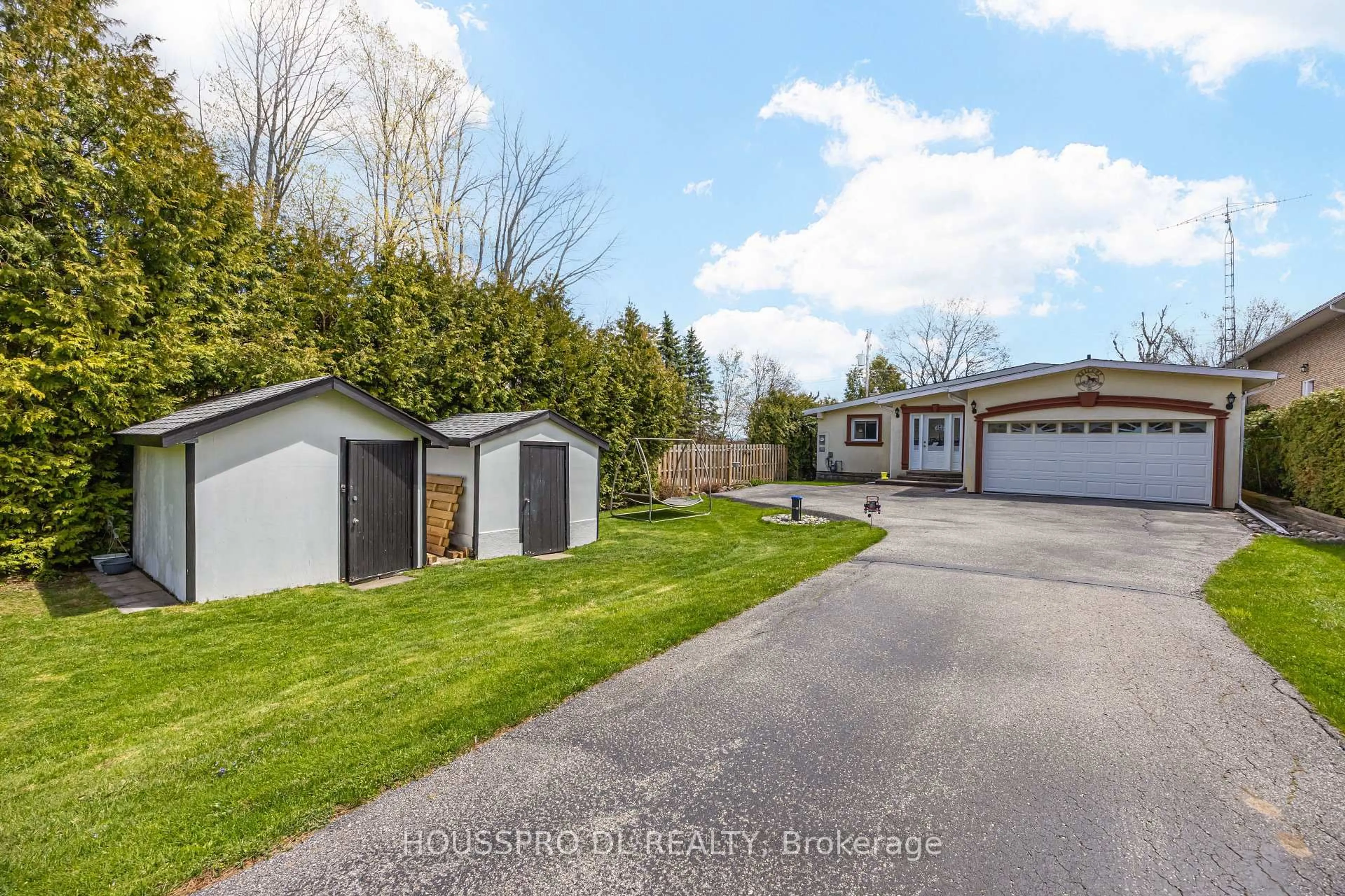 Unknown for 2683 Lakeshore Rd, Oro-Medonte Ontario L0L 1T0