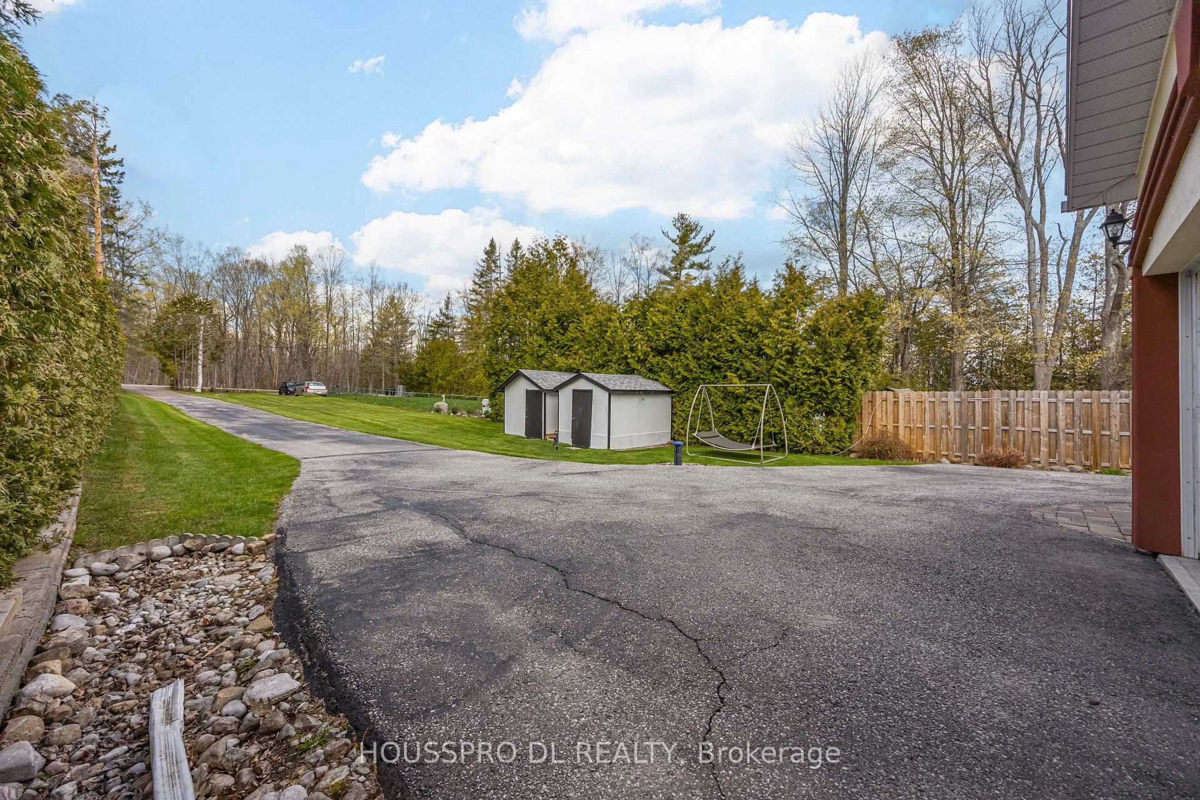 Unknown for 2683 Lakeshore Rd, Oro-Medonte Ontario L0L 1T0